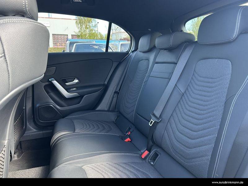 Mercedes-Benz A 180 A 180 Kompakt Progressive/Multibeam/AHK/360°/LED — photo 11