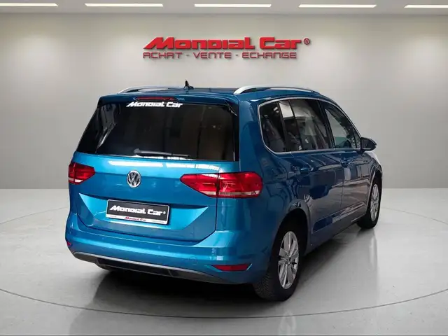 Volkswagen Touran view 6