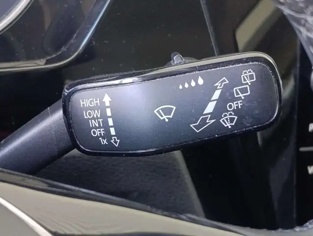 Volkswagen Touran view 19
