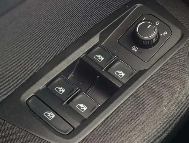 Volkswagen Touran view 14