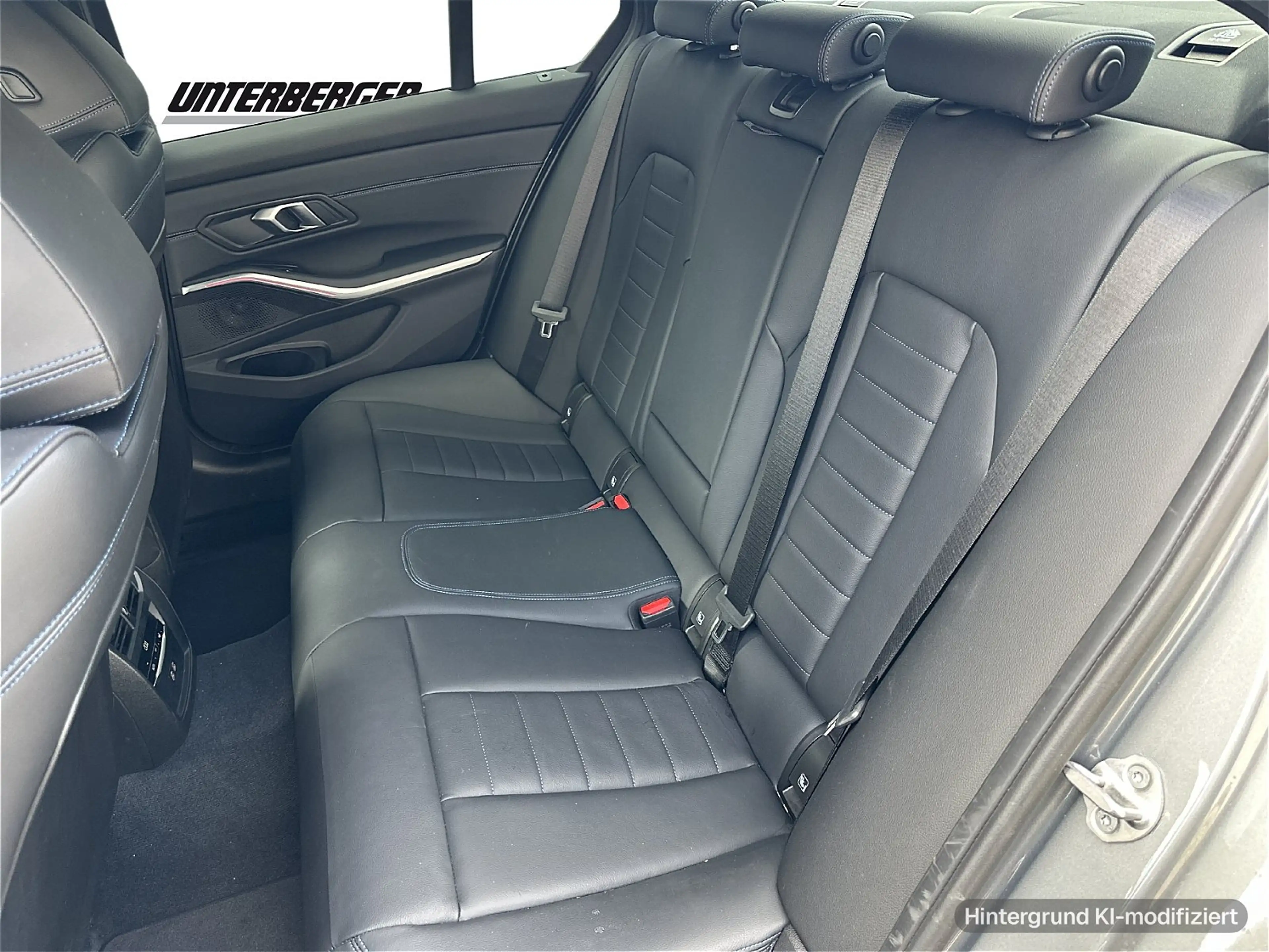 BMW 330 i xDrive Limo M Sport 19" ACC GSD HiFi DAB LED — photo 11