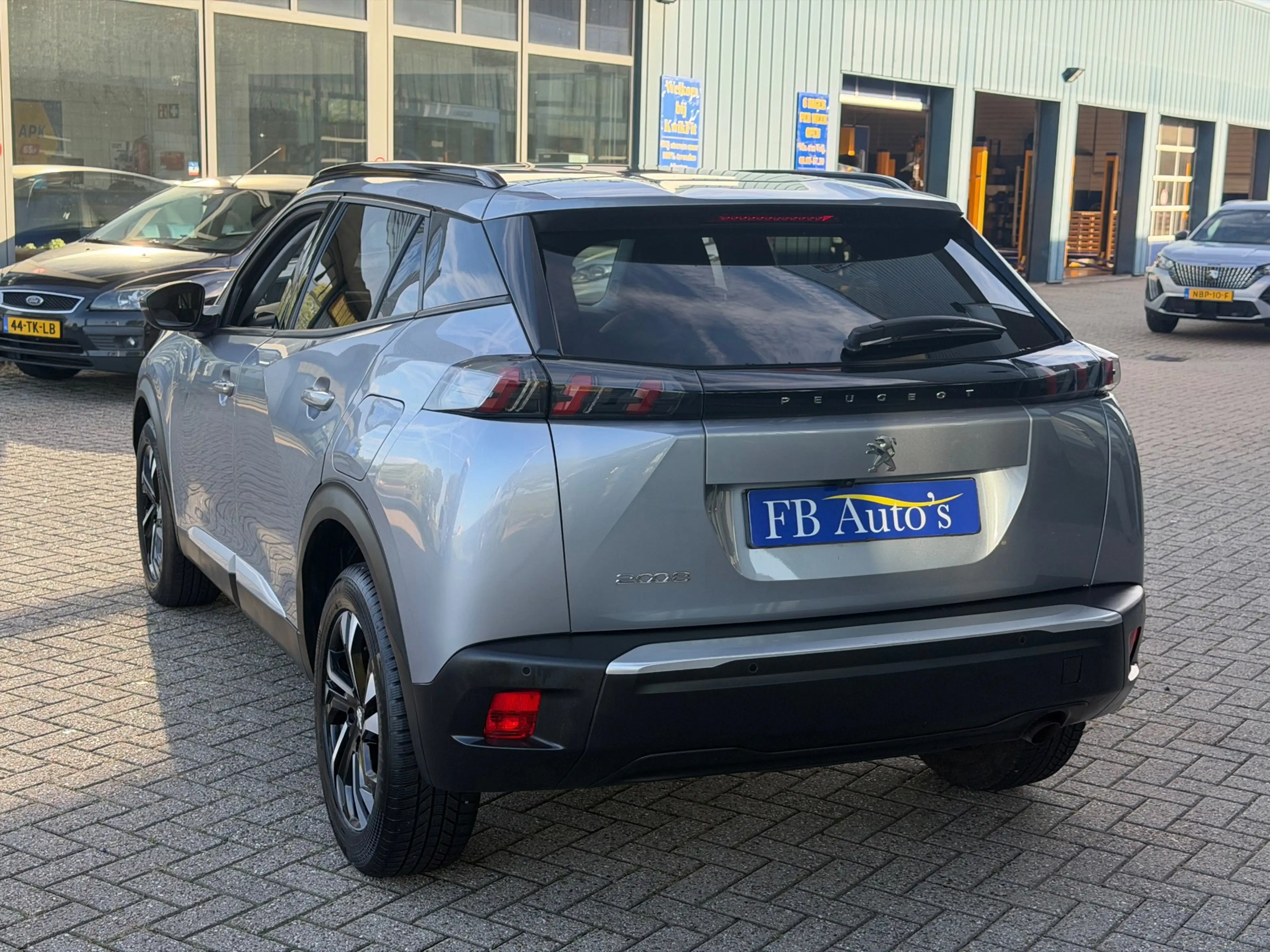 Peugeot 2008 1.2 PureTech Allure Pack Airco Lmv Cruise Navi Cam — photo 12