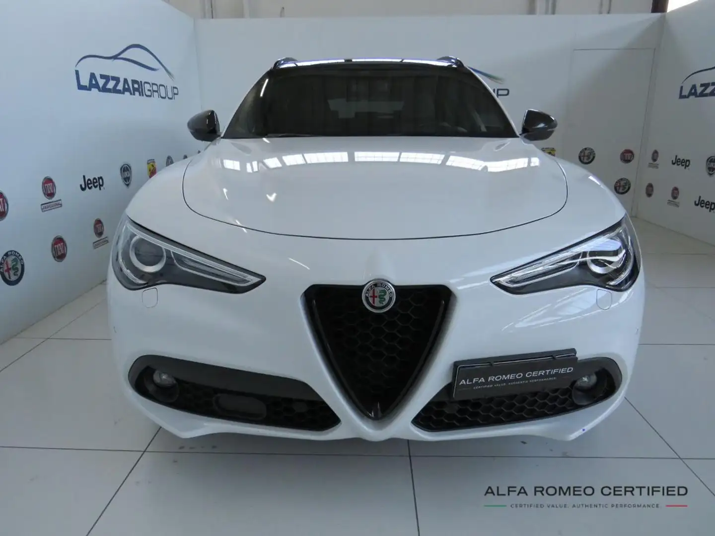 Alfa Romeo Stelvio 2.2 Turbodiesel 210 CV AT8 Q4 Veloce Bianco - 2