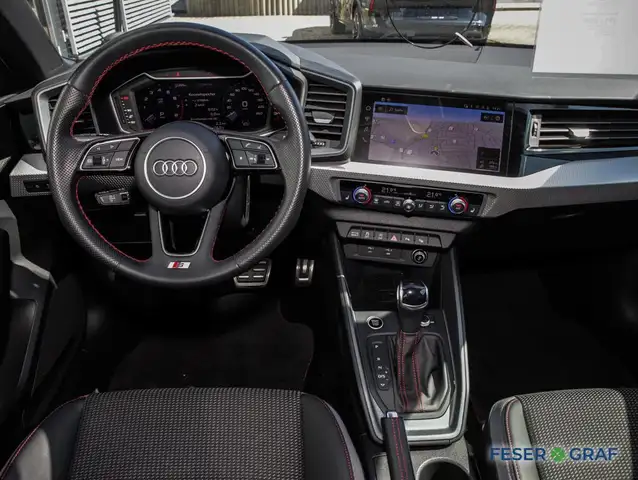 Audi A1 view 10