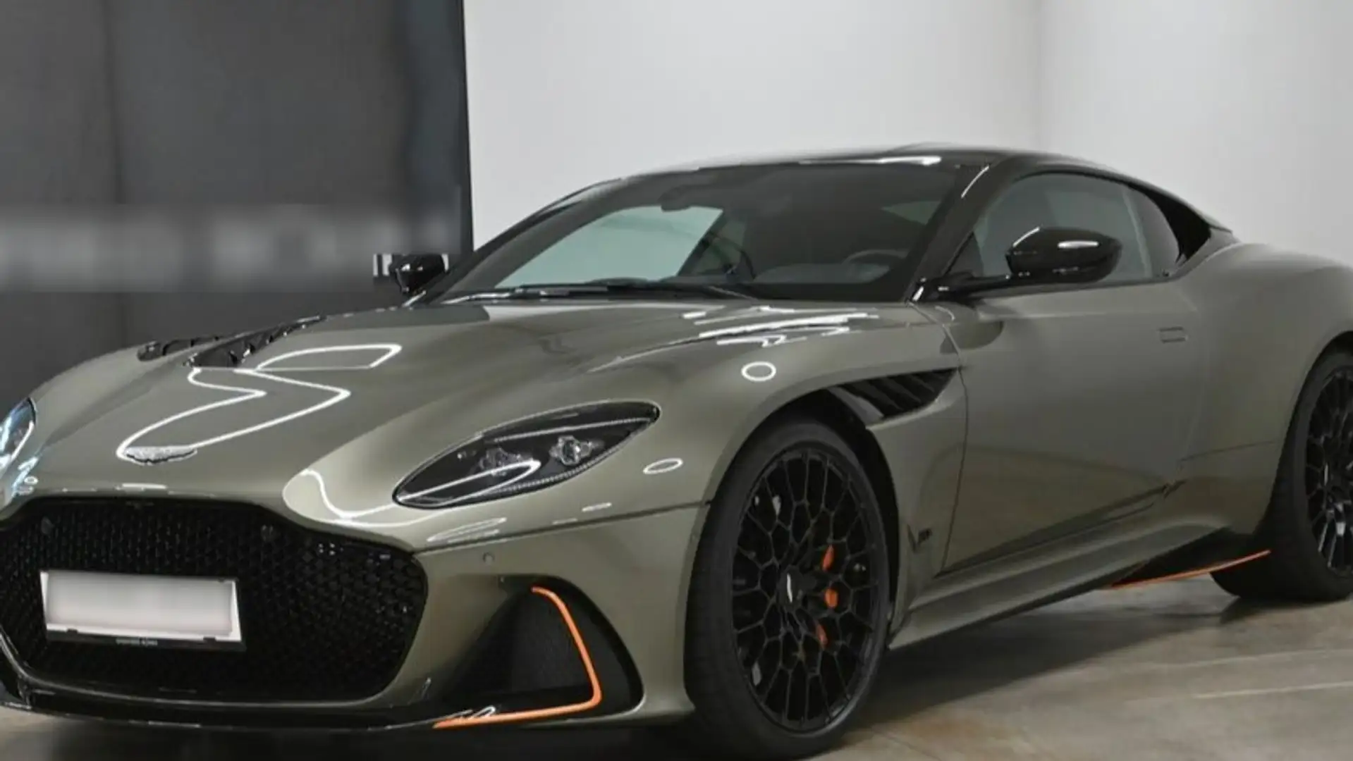 Aston Martin DBS 770 Ultimate Zöld - 2