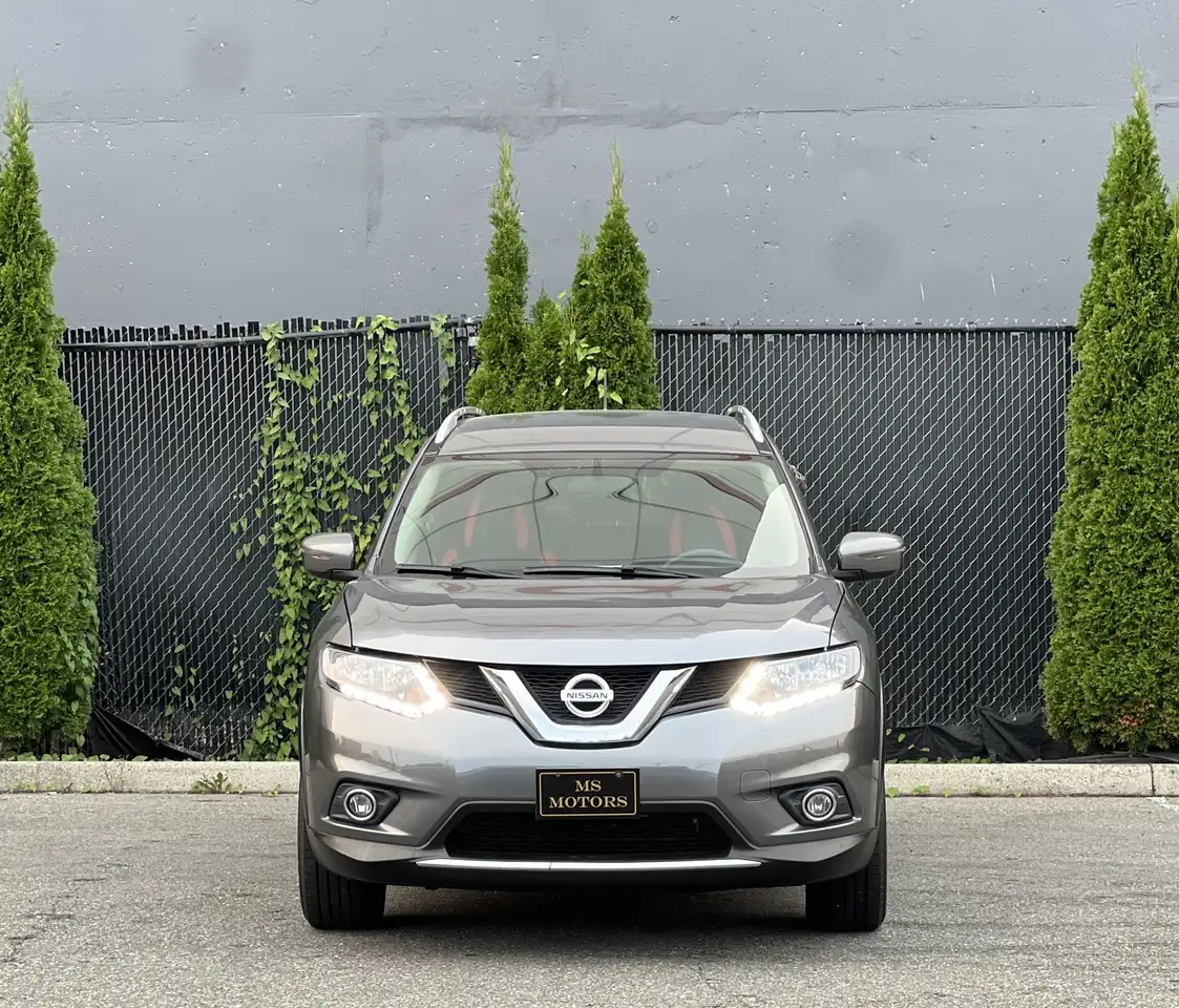 Nissan Rogue снимка Nissan Rogue