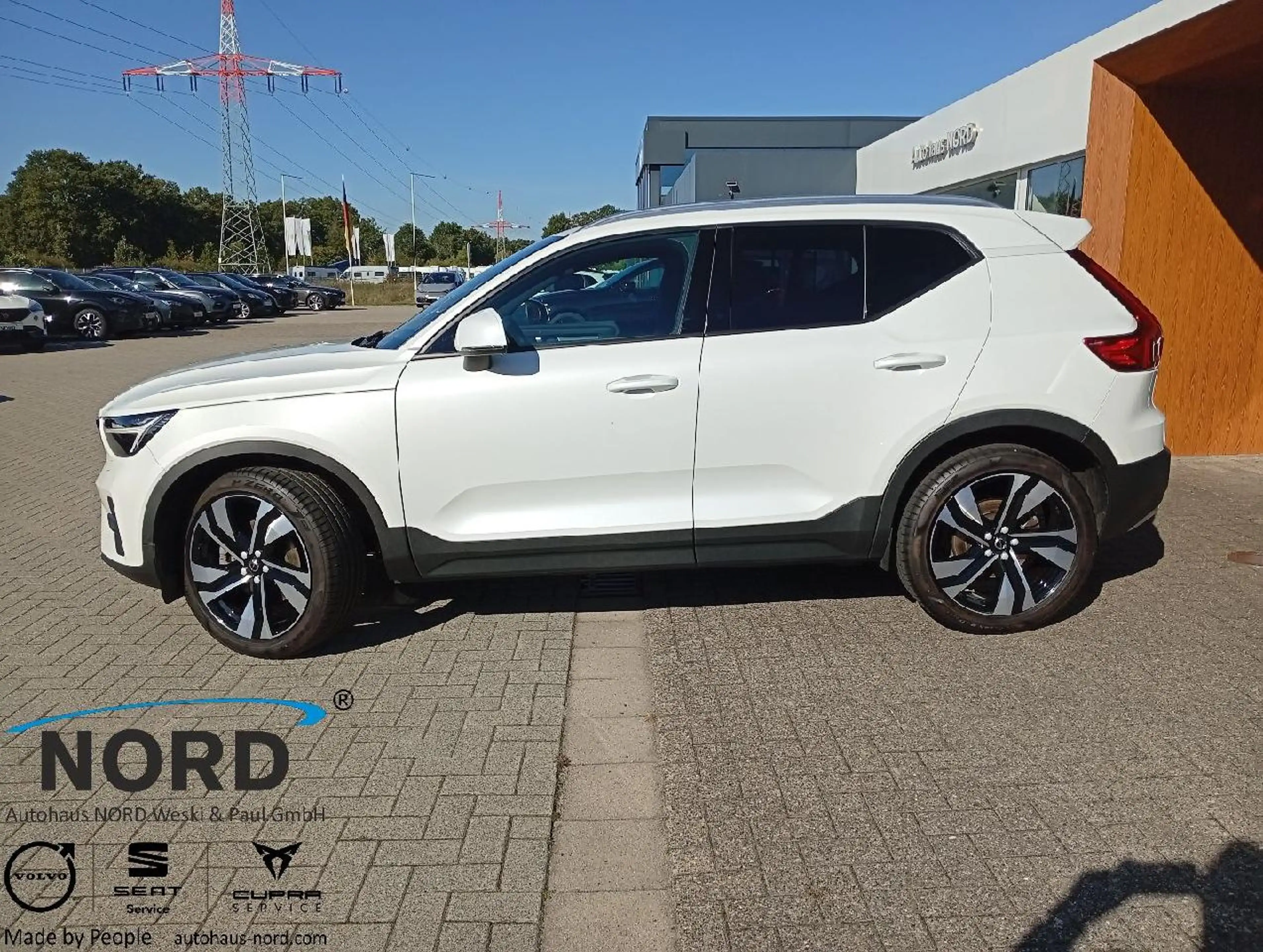 Volvo XC40 B3 Core 2WD/AHK/20Zoll/Blis/ACC — photo 8