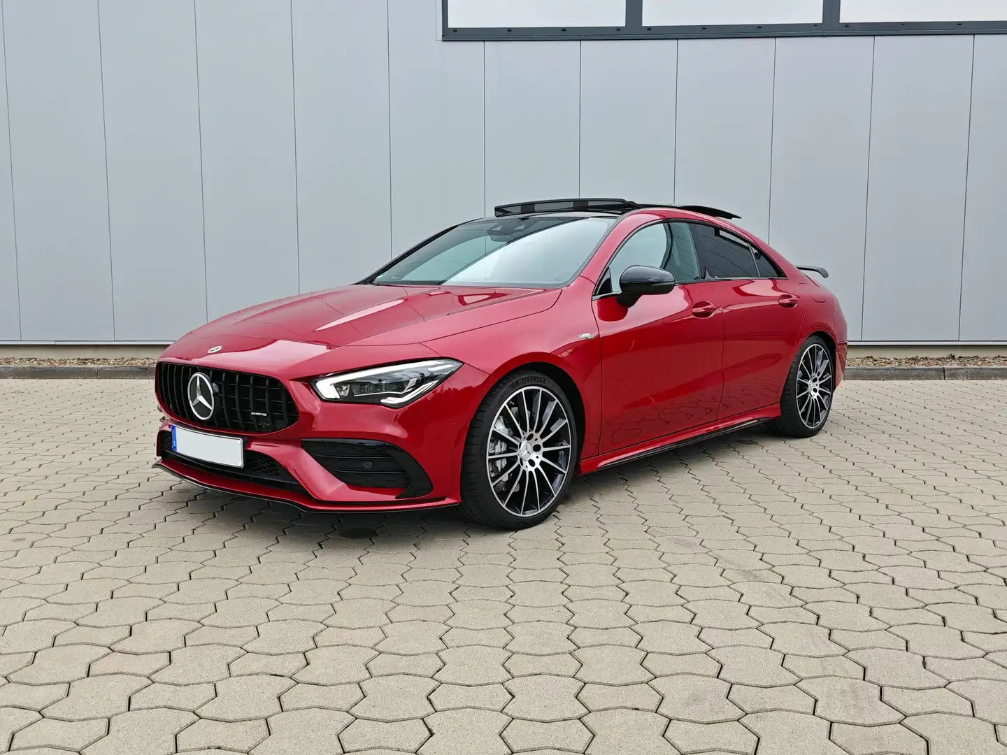 Mercedes-Benz CLA 35 AMG 4Matic Aero+/Pano/Burm/360/Night-P/Garantie TOP Roşu - 2