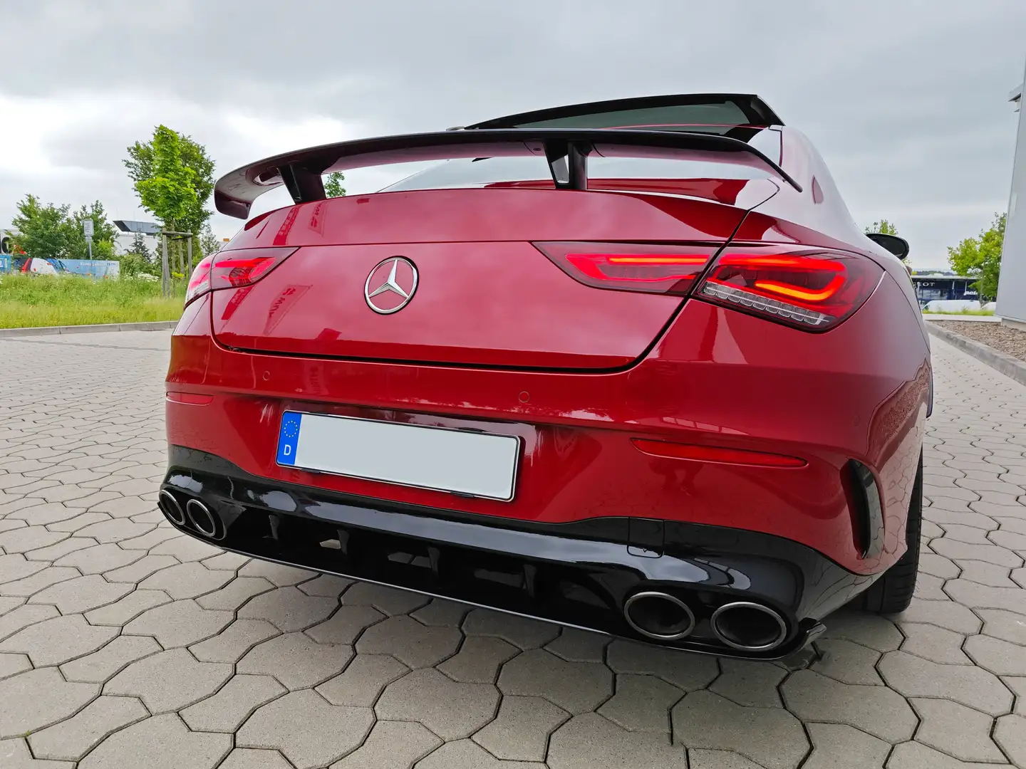 Mercedes-Benz CLA 35 AMG 4Matic Aero+/Pano/Burm/360/Night-P/Garantie TOP Roşu - 1