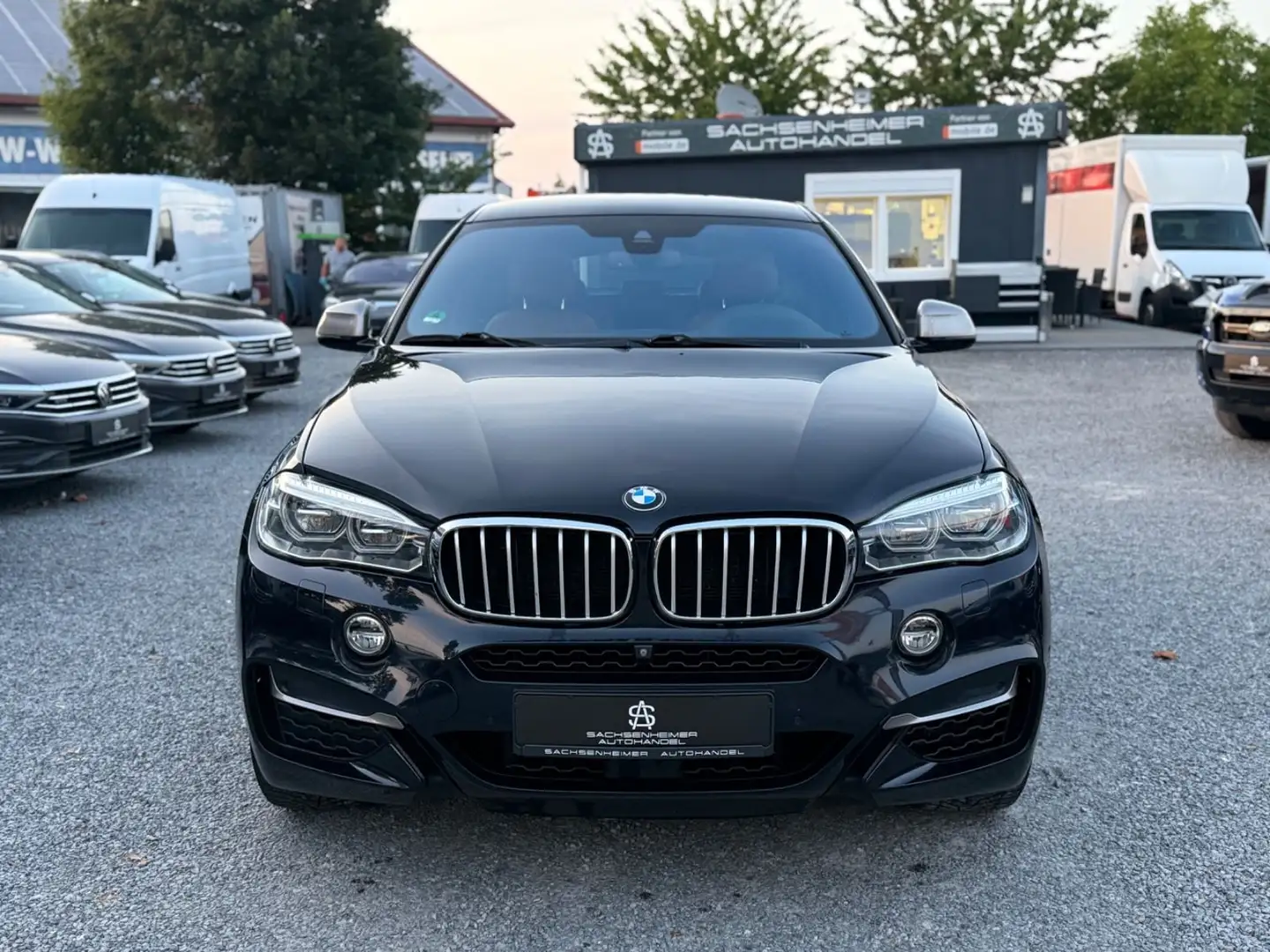 BMW X6 Baureihe X6 M50 d Schwarz - 2