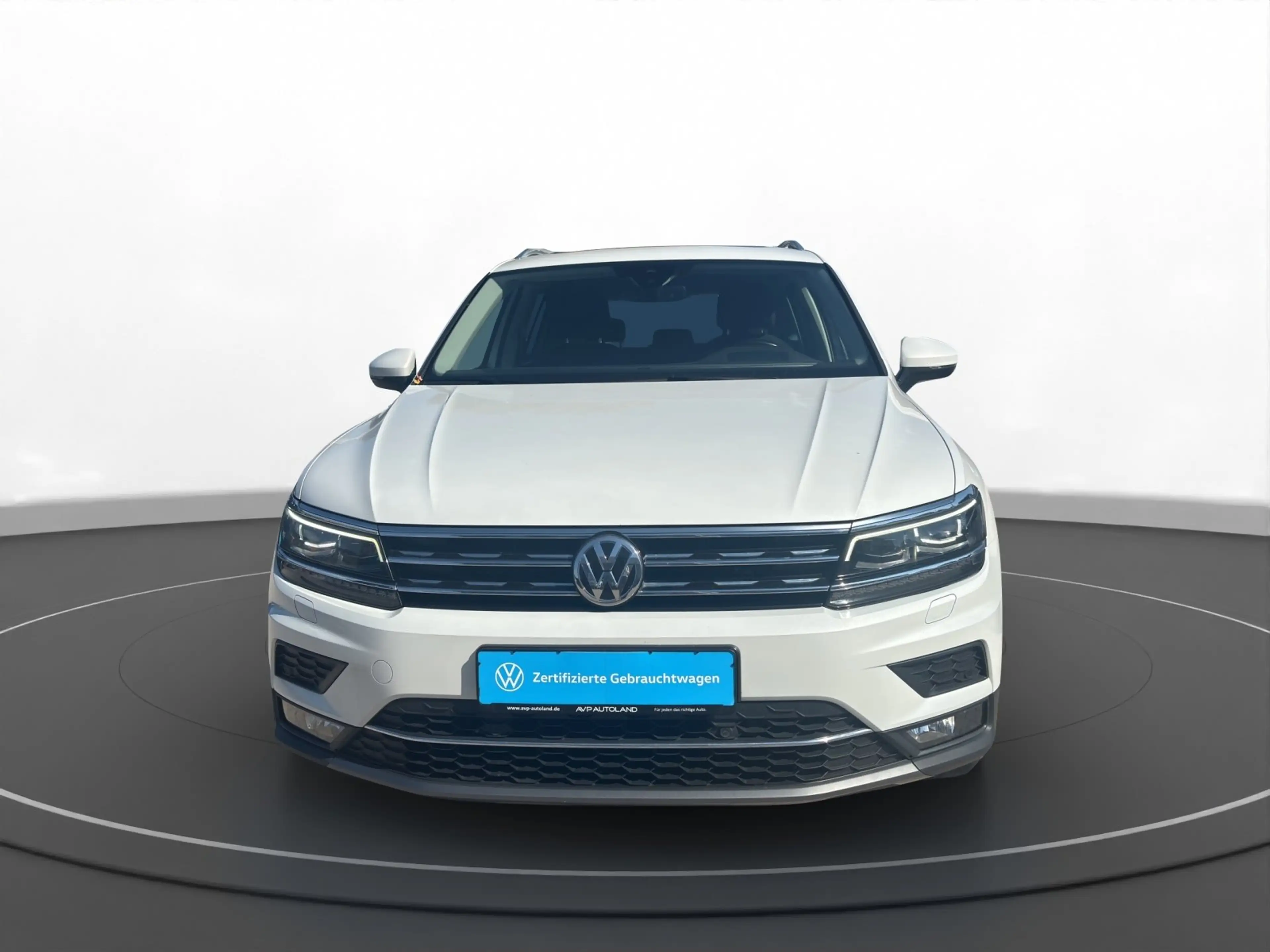 Volkswagen Tiguan 2.0 TDI DSG HIGHLINE | AHK | PANO | — photo 3