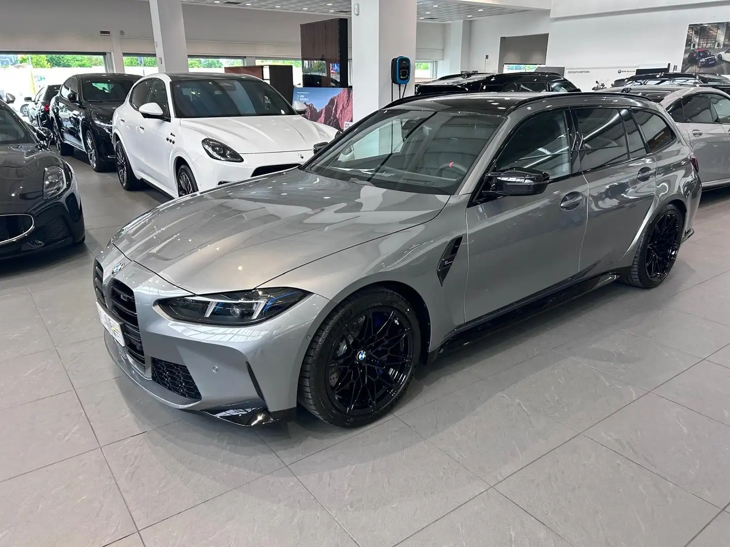 BMW M3 Touring 3.0 Competition M xdrive auto - 1
