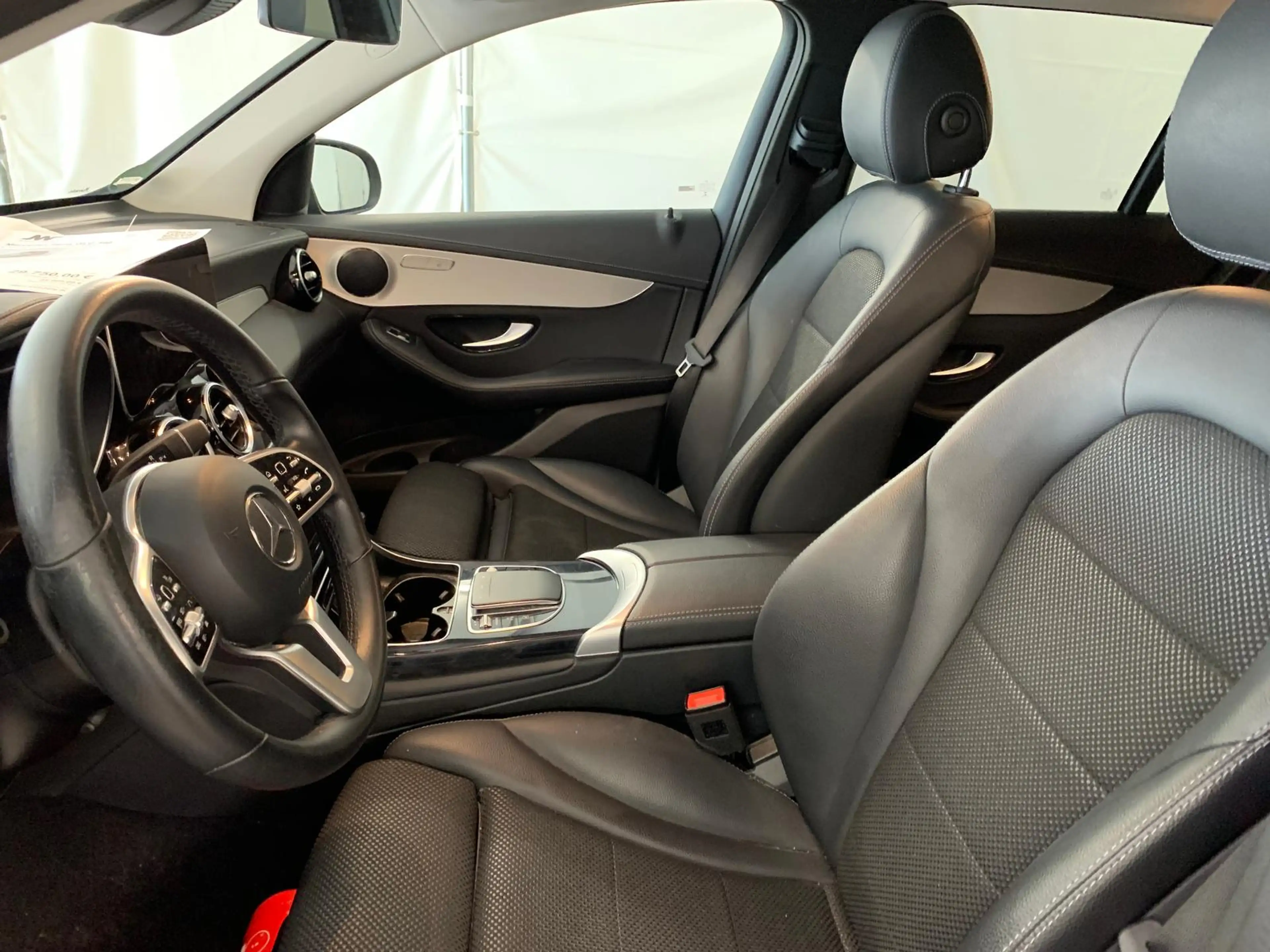 Mercedes-Benz GLC 300 e 4M HeadUp VirtCockp Distr+ 360Kam 18" — photo 10