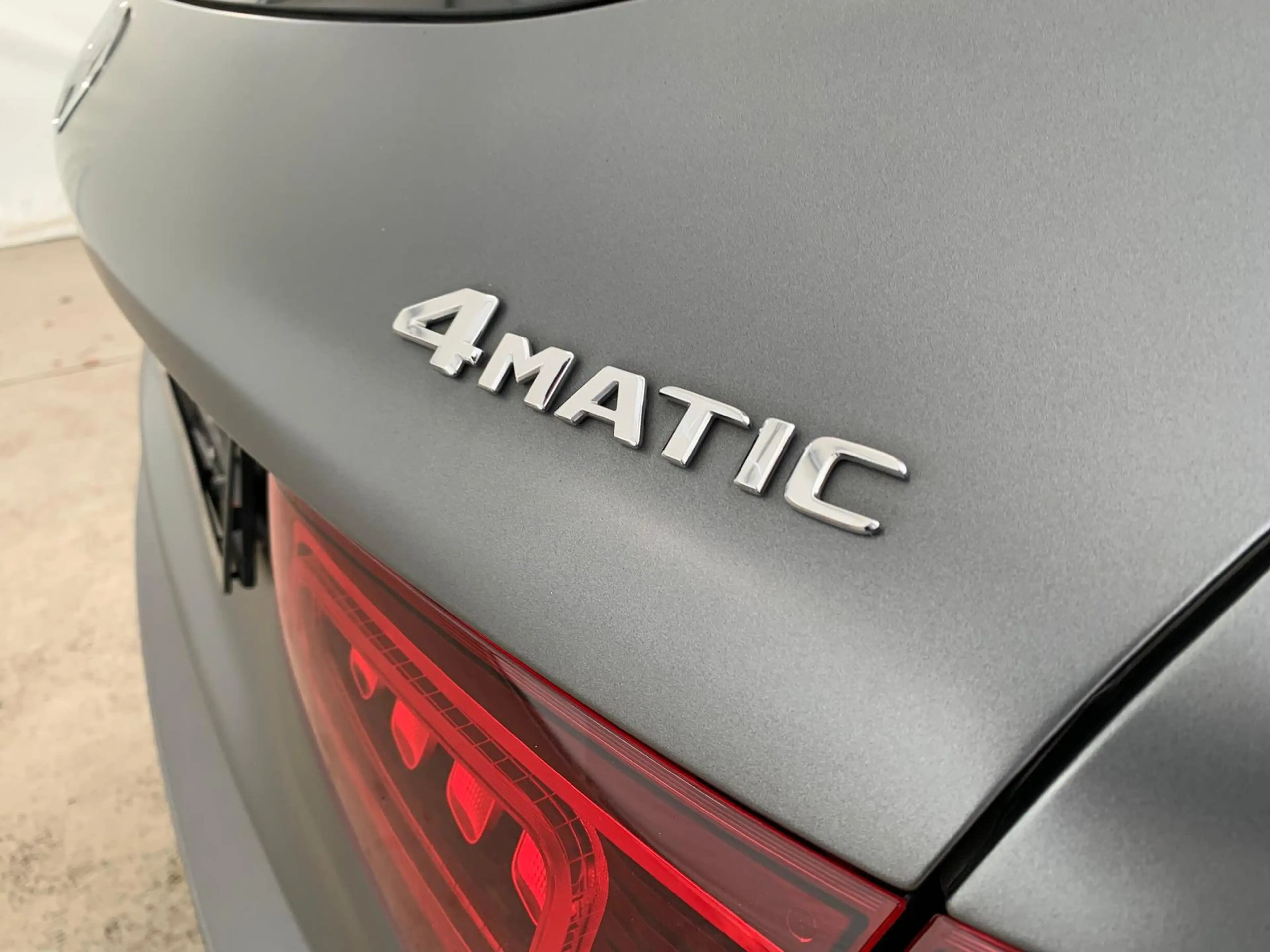 Mercedes-Benz GLC 300 e 4M HeadUp VirtCockp Distr+ 360Kam 18" — photo 6