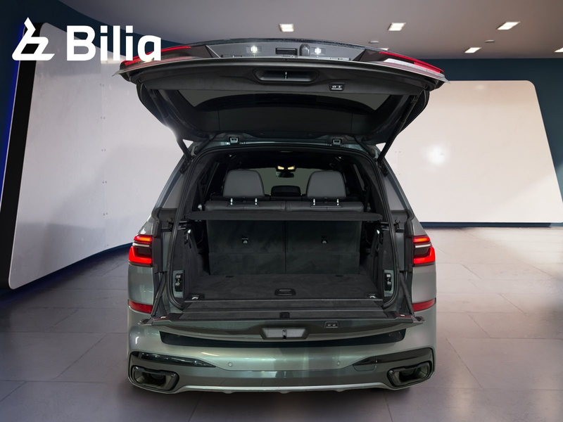 BMW X7 xDrive40d — photo 10