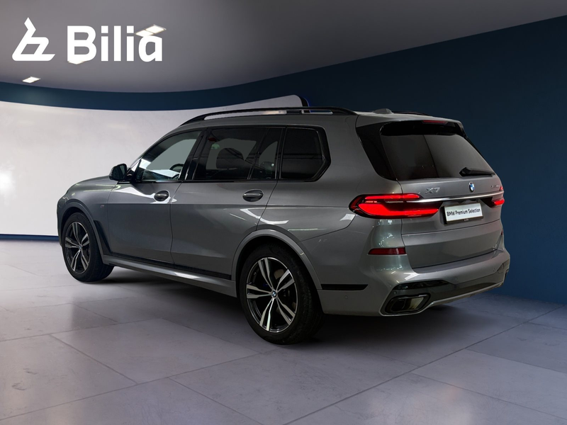 BMW X7 xDrive40d — photo 4