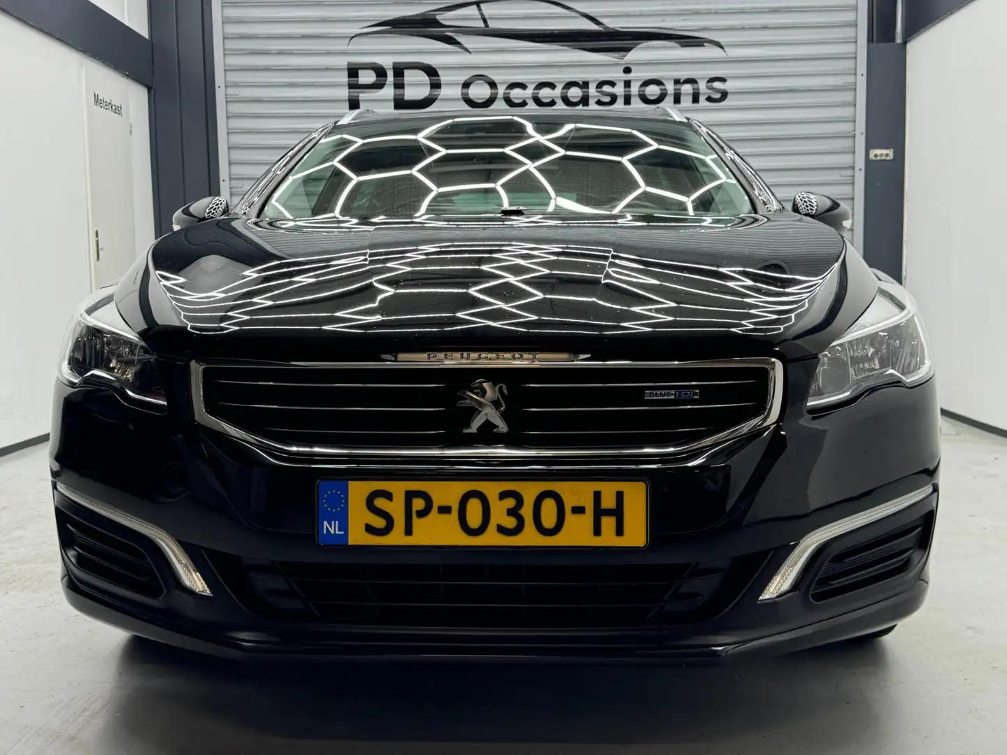 Peugeot 508 SW 1.6 BlueHDi Blue Lease Executive - Cruise - Cli crna - 2
