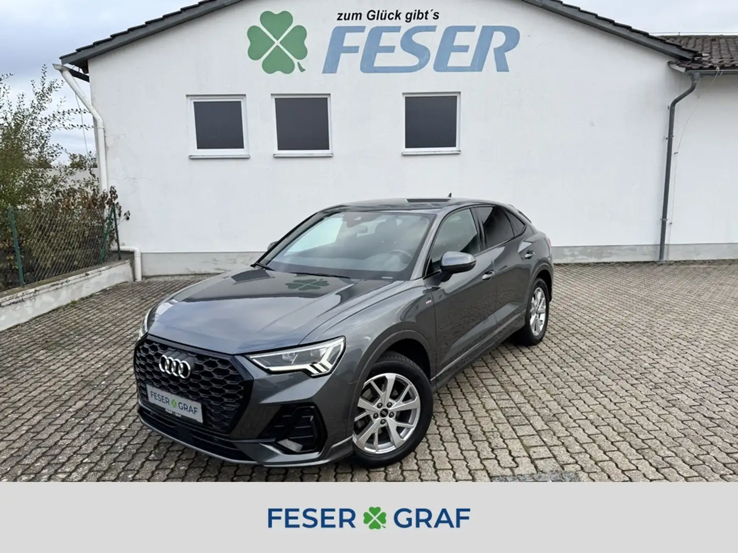 Audi Q3 Spb. S line 35TDI S-tr. AHK eHECK LED NAVI Grau - 1