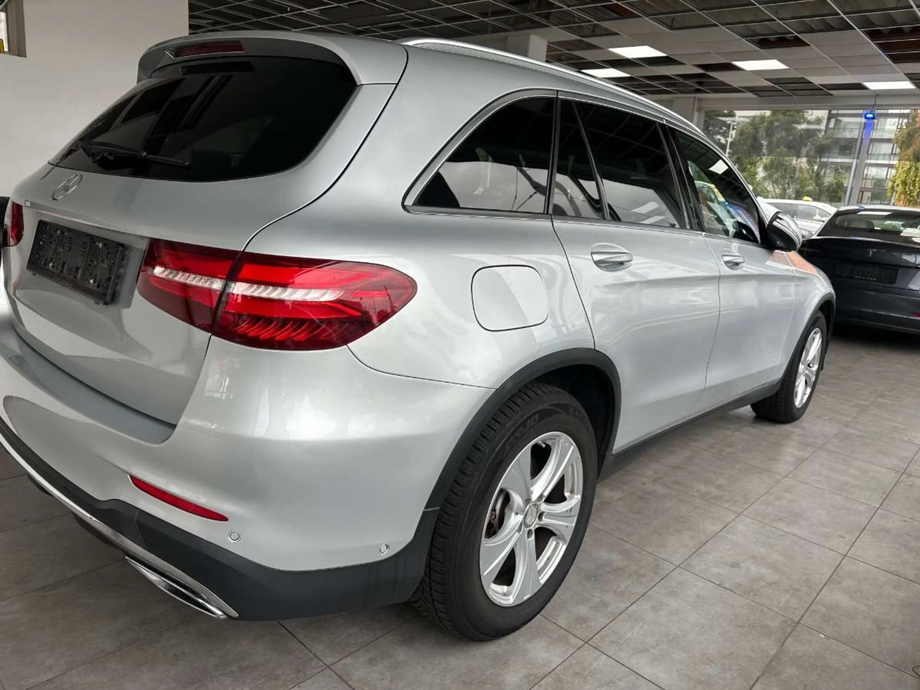 Mercedes-Benz GLC 250 d AMATIC AMG — photo 7