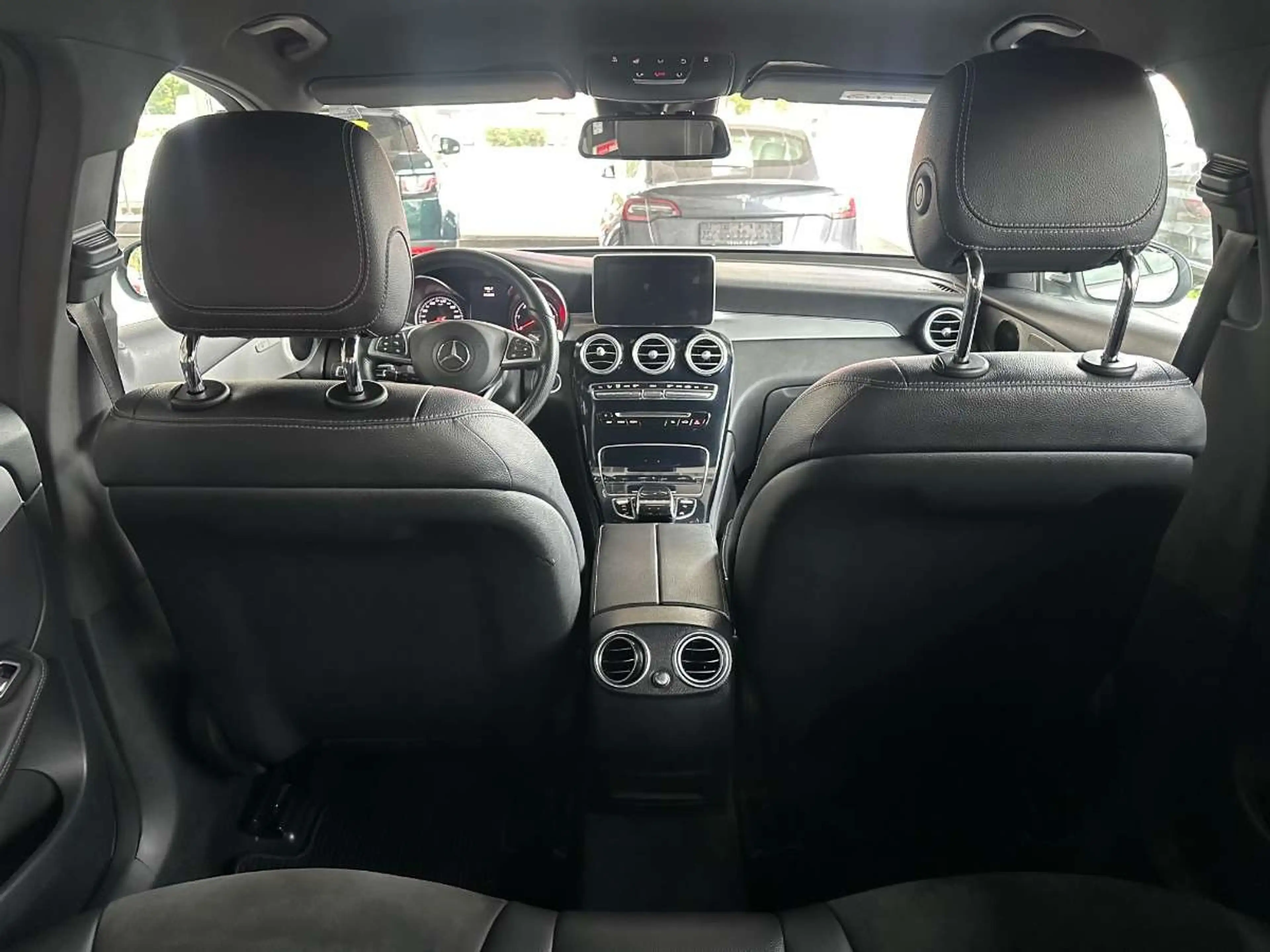 Mercedes-Benz GLC 250 d AMATIC AMG — photo 10