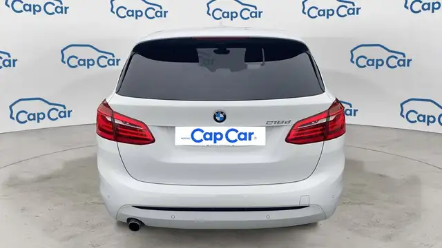 BMW 2 Series view 3