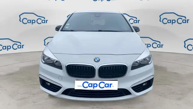 BMW 2 Series view 5
