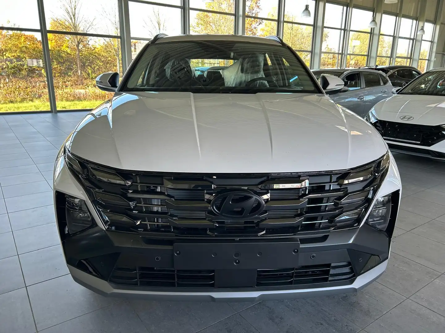 Hyundai TUCSON FL 1.6 T-GDI Select Design-Paket.LED.Navi Weiß - 2