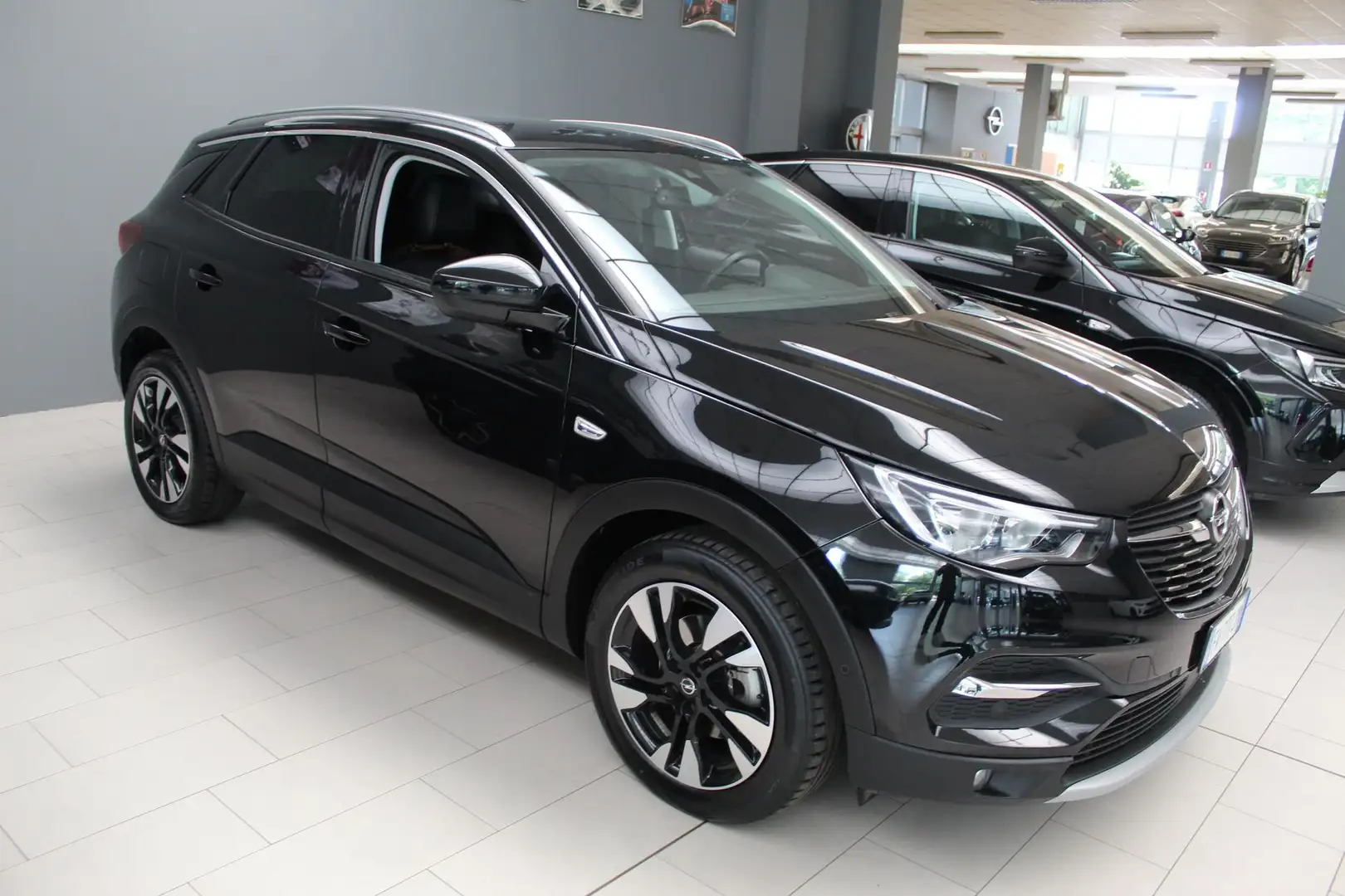 Opel Grandland 1.5 diesel Ecotec Start&Stop aut. Innovation Nero - 2