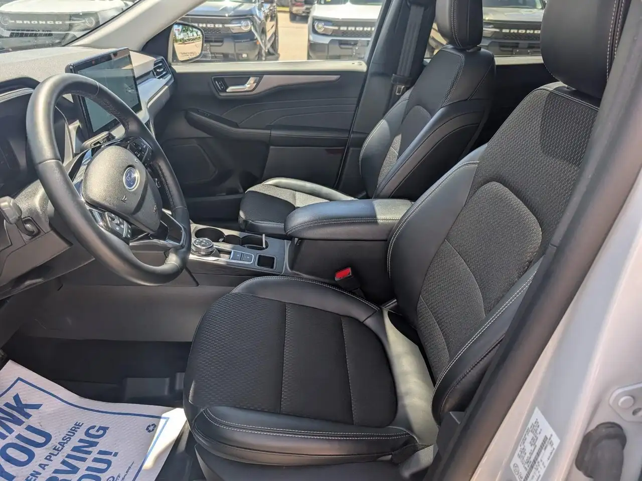 Ford Escape снимка Ford Escape