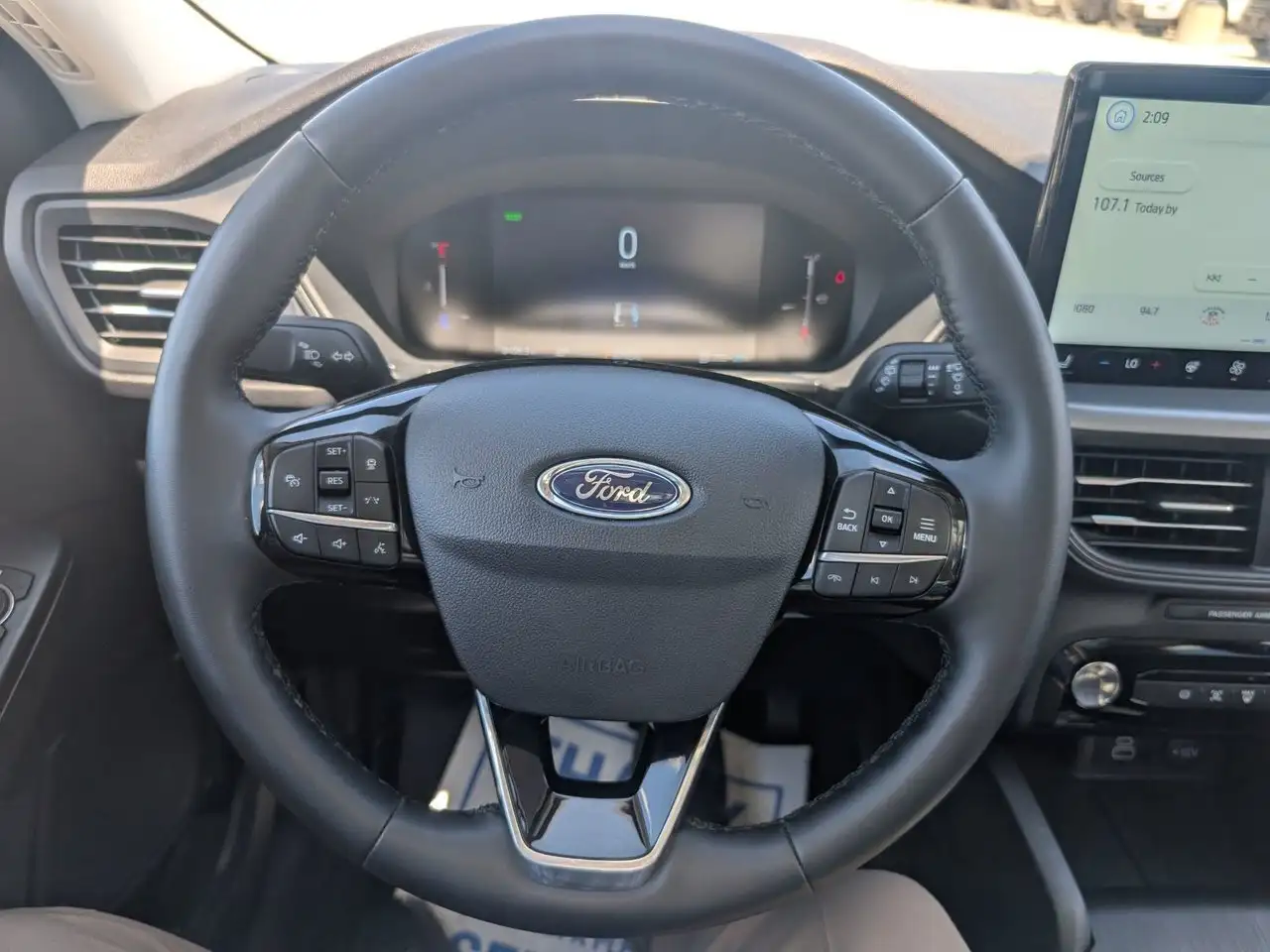Ford Escape снимка Ford Escape
