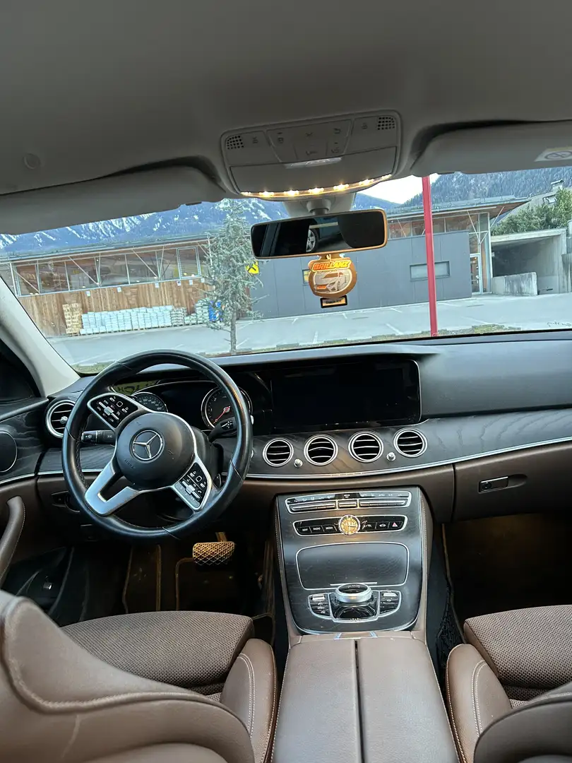 Mercedes-Benz E 200 d Avantgarde Aut. - 2