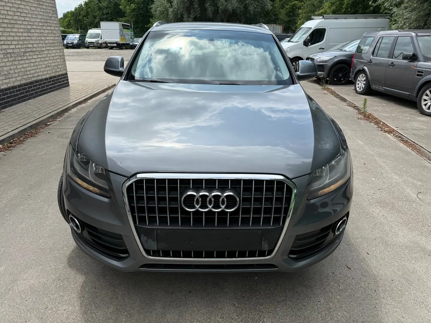 Audi Q5 Q5 2.0 tdi 110 kw Grijs - 2