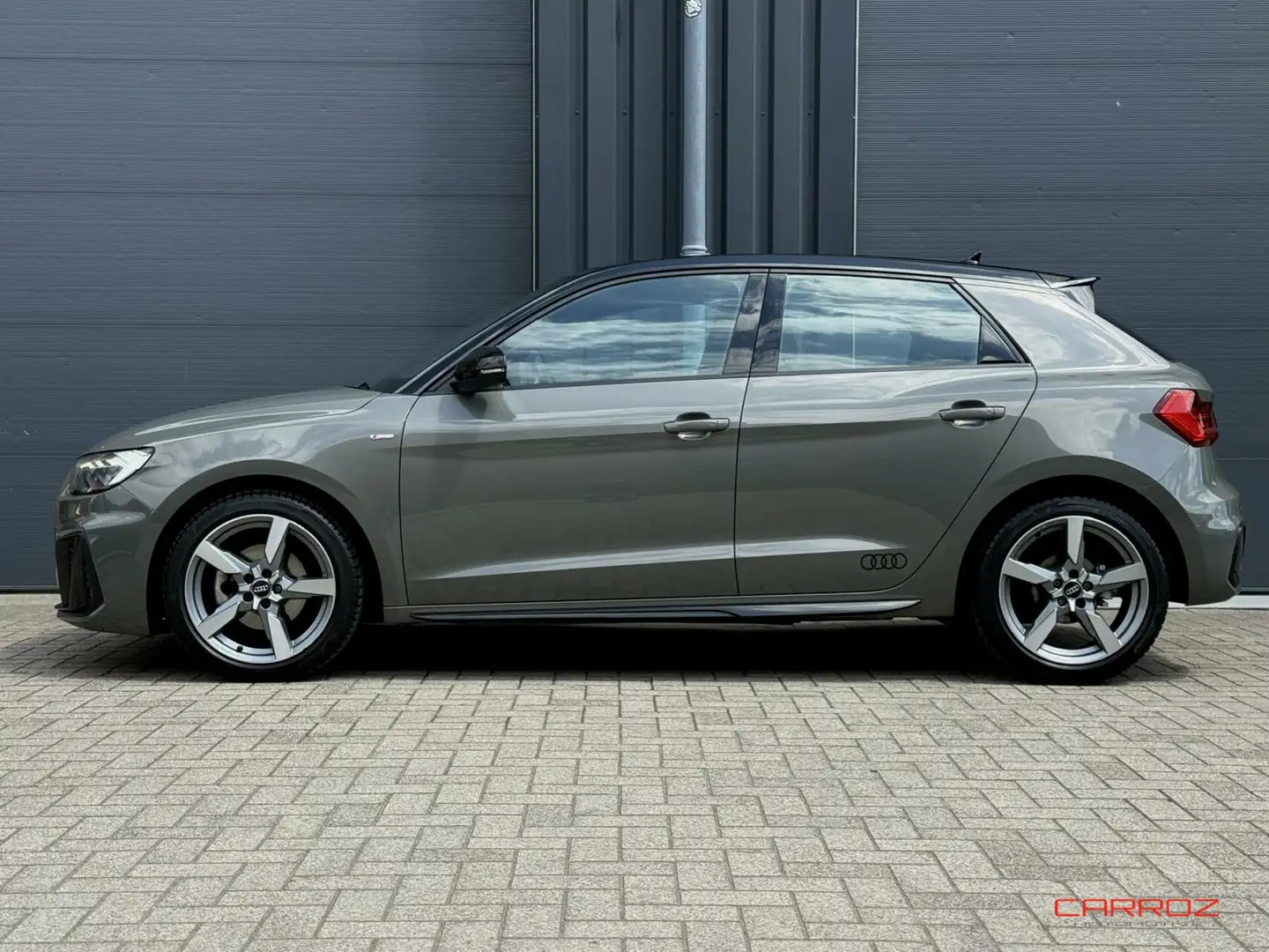 Audi A1 Sportback 30 TFSI S Line Cruise Navi CarPlay Gris - 2