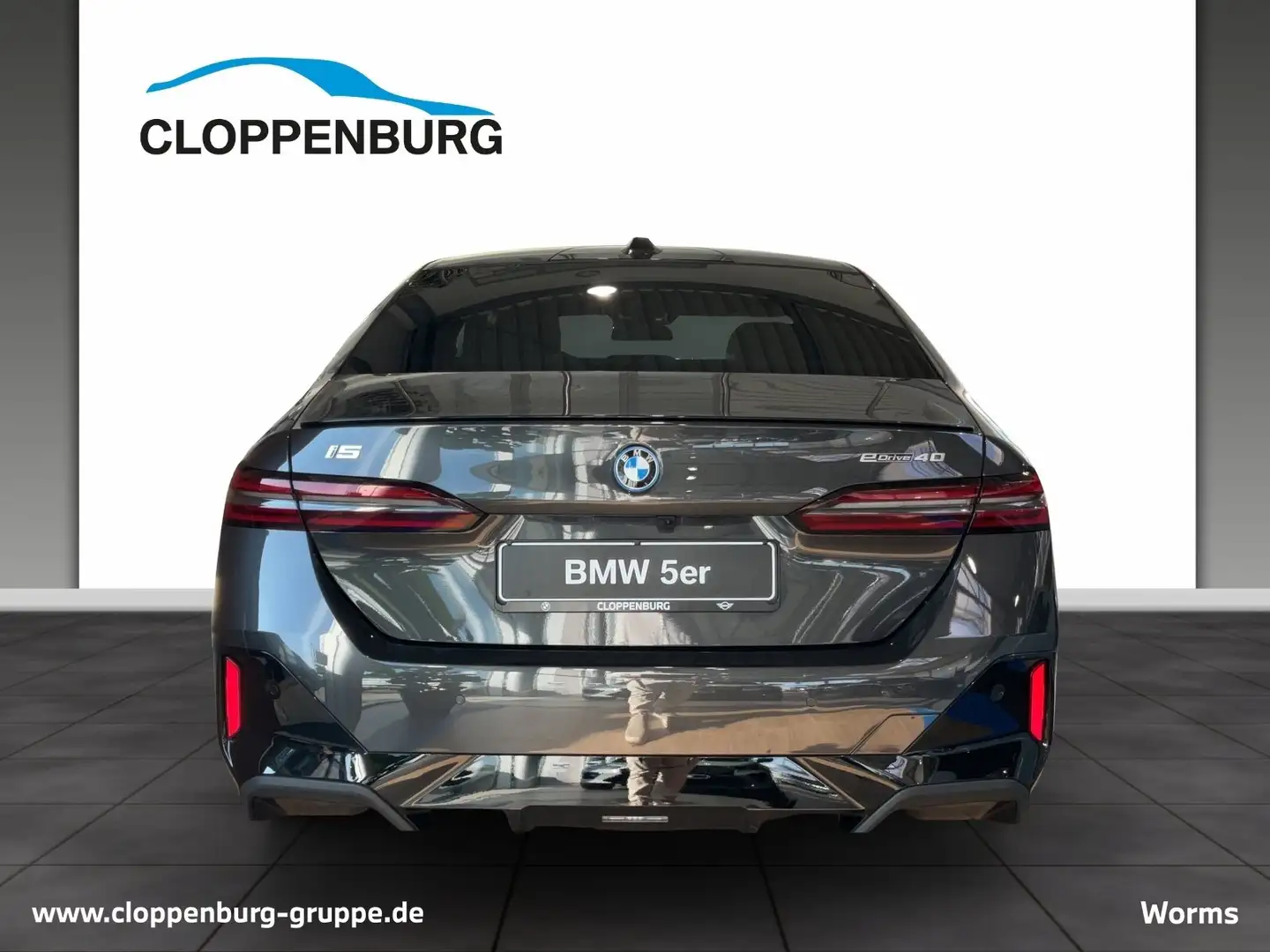 BMW i5 eDrive40 M Sport Pro AHK+LED+Head-Up+Shz/Lhz Šedá - 2