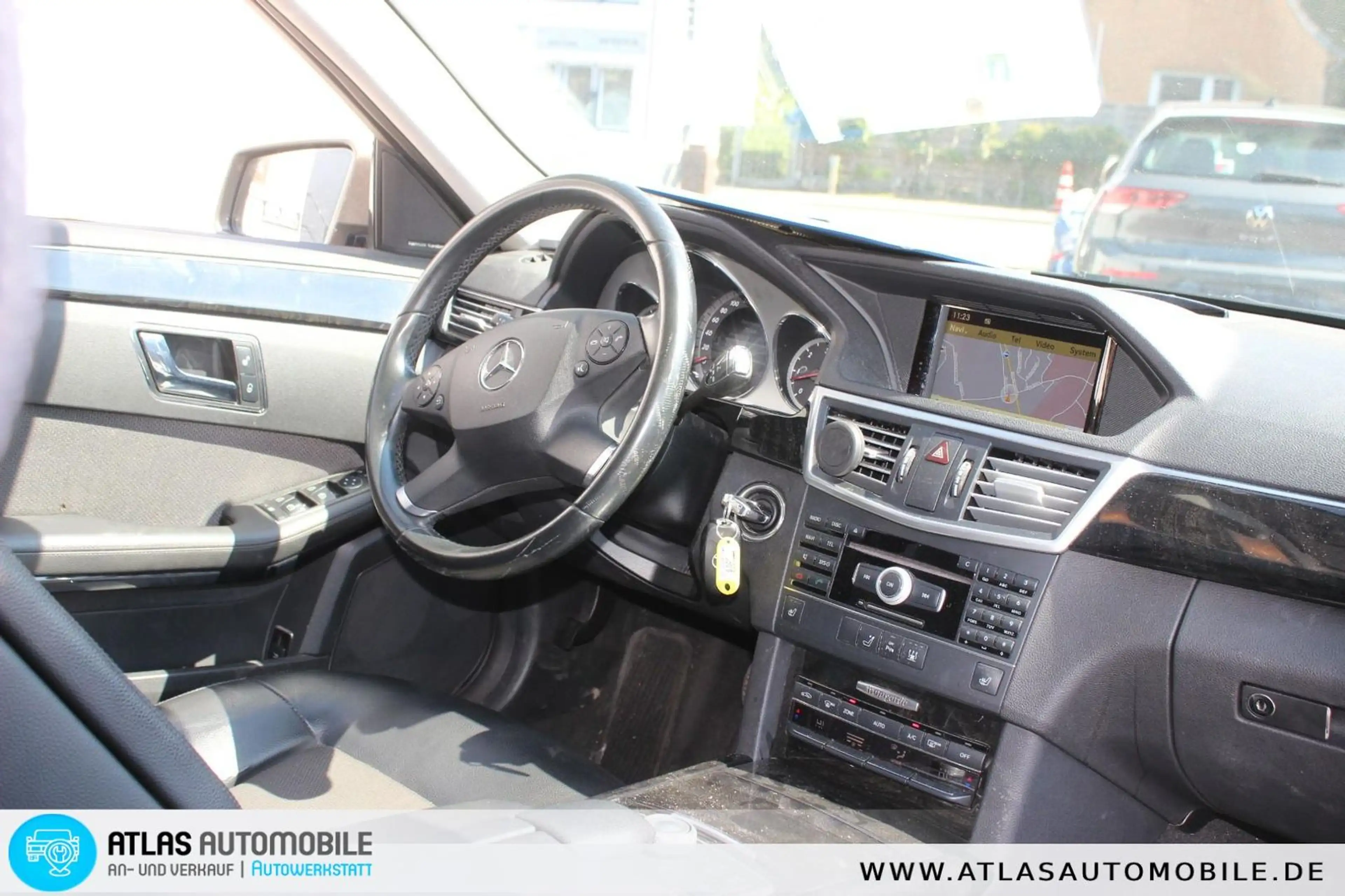 Mercedes-Benz E 350 CDI Avantgarde Aut Leder=XENON=COMAND=PANO — photo 5