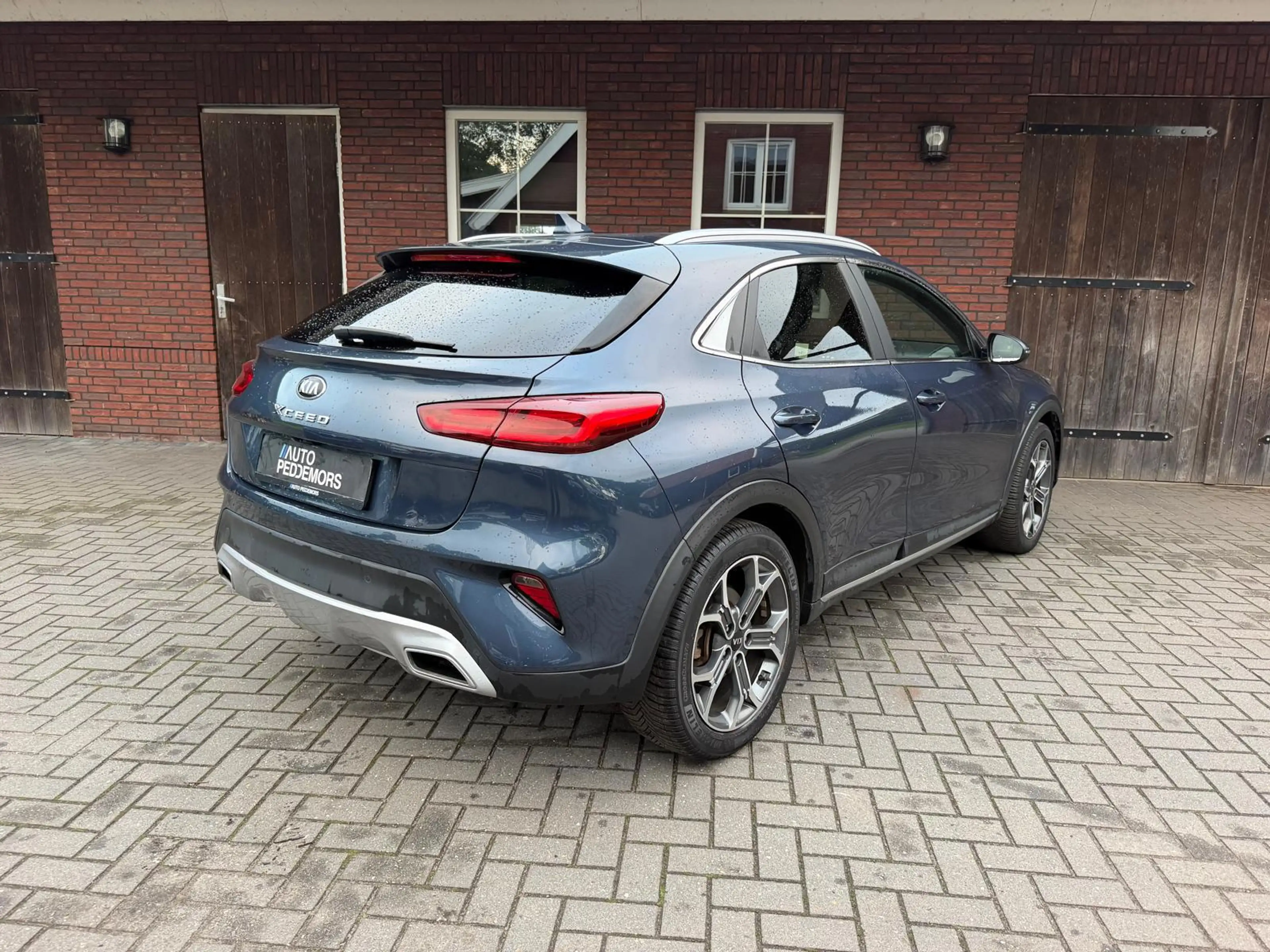 Kia XCeed 1.0 T-GDi DynamicLine | Camera| Climate| Carplay — photo 3