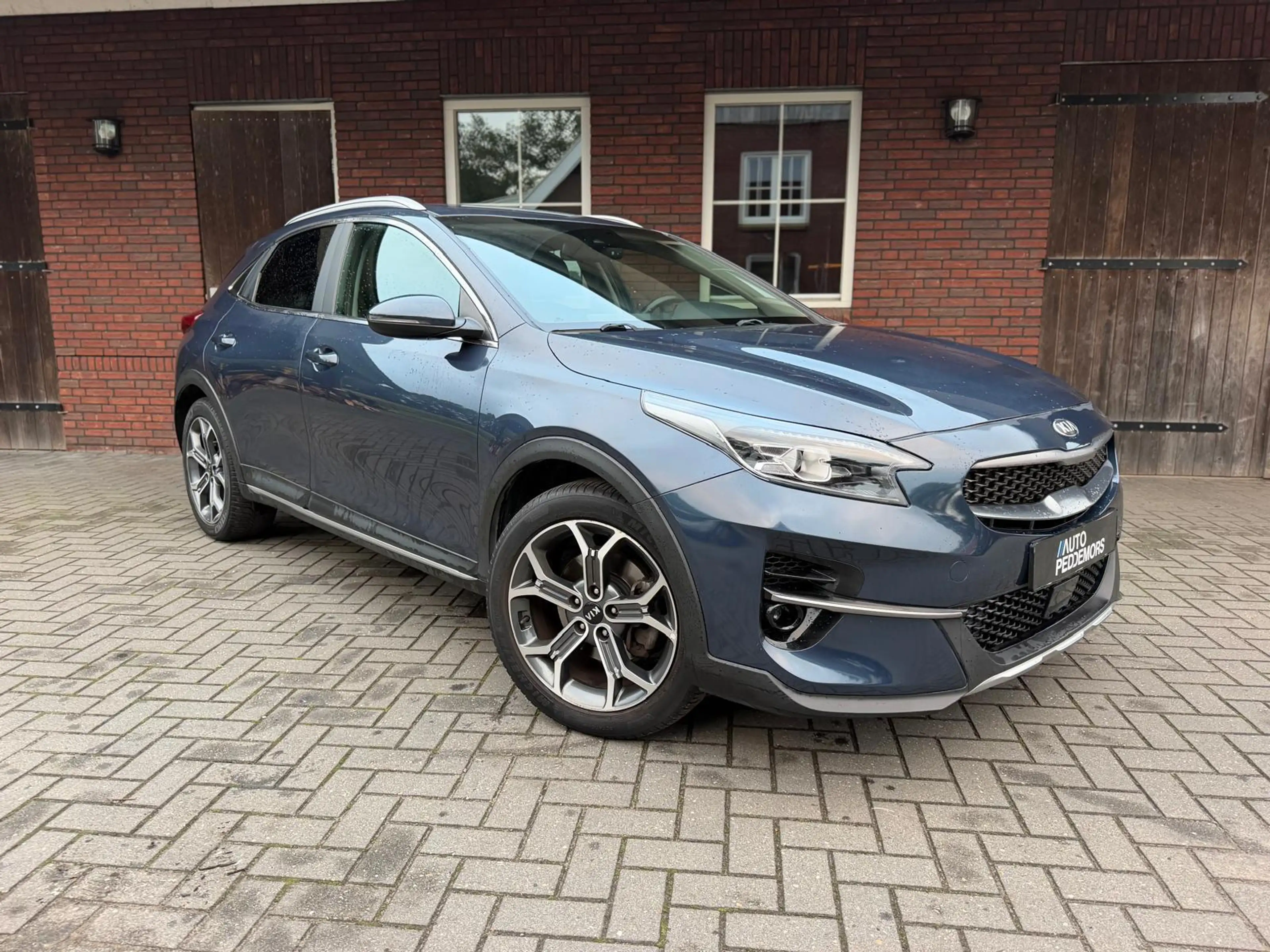 Kia XCeed 1.0 T-GDi DynamicLine | Camera| Climate| Carplay — photo 7