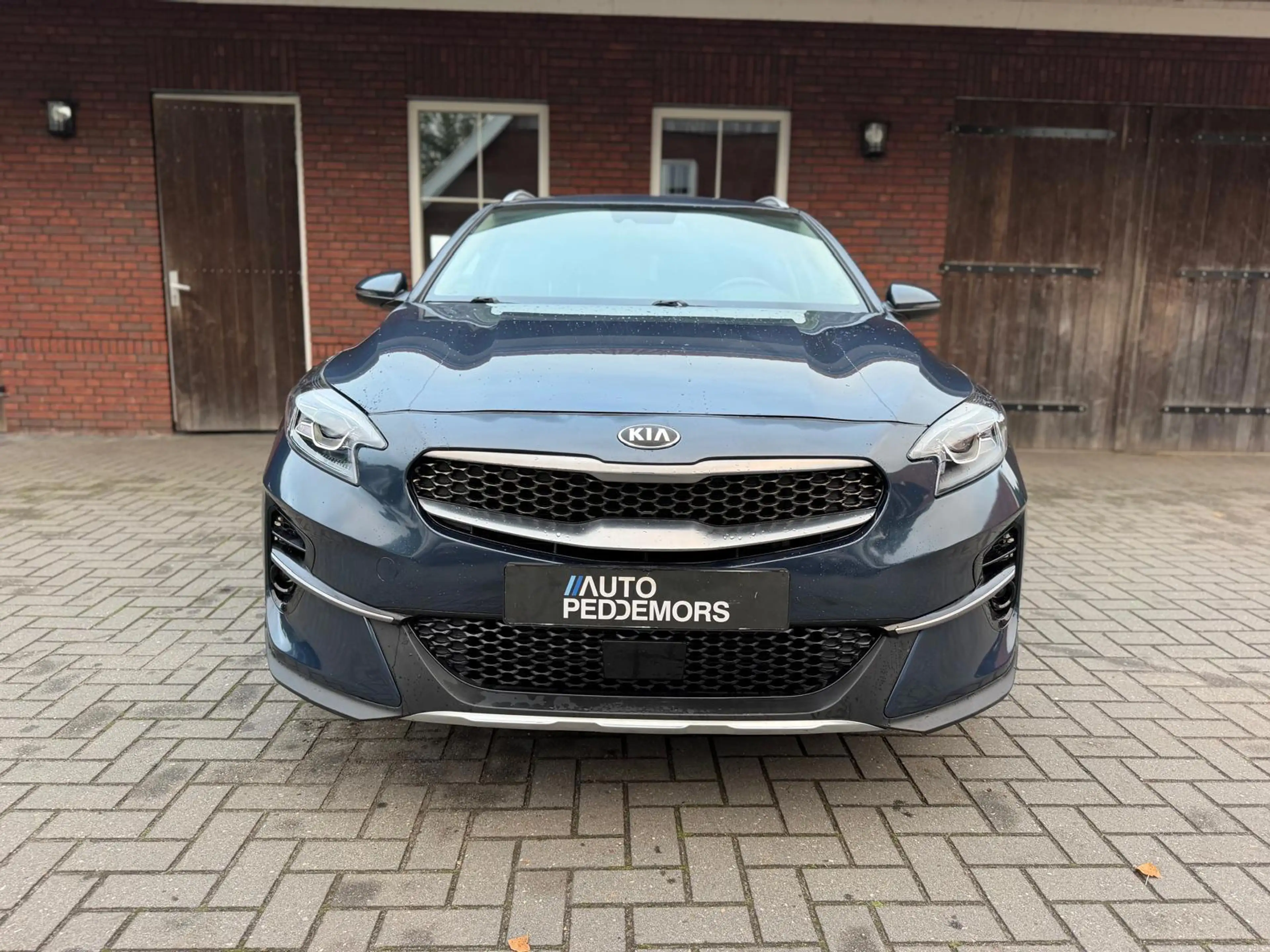 Kia XCeed 1.0 T-GDi DynamicLine | Camera| Climate| Carplay — photo 2
