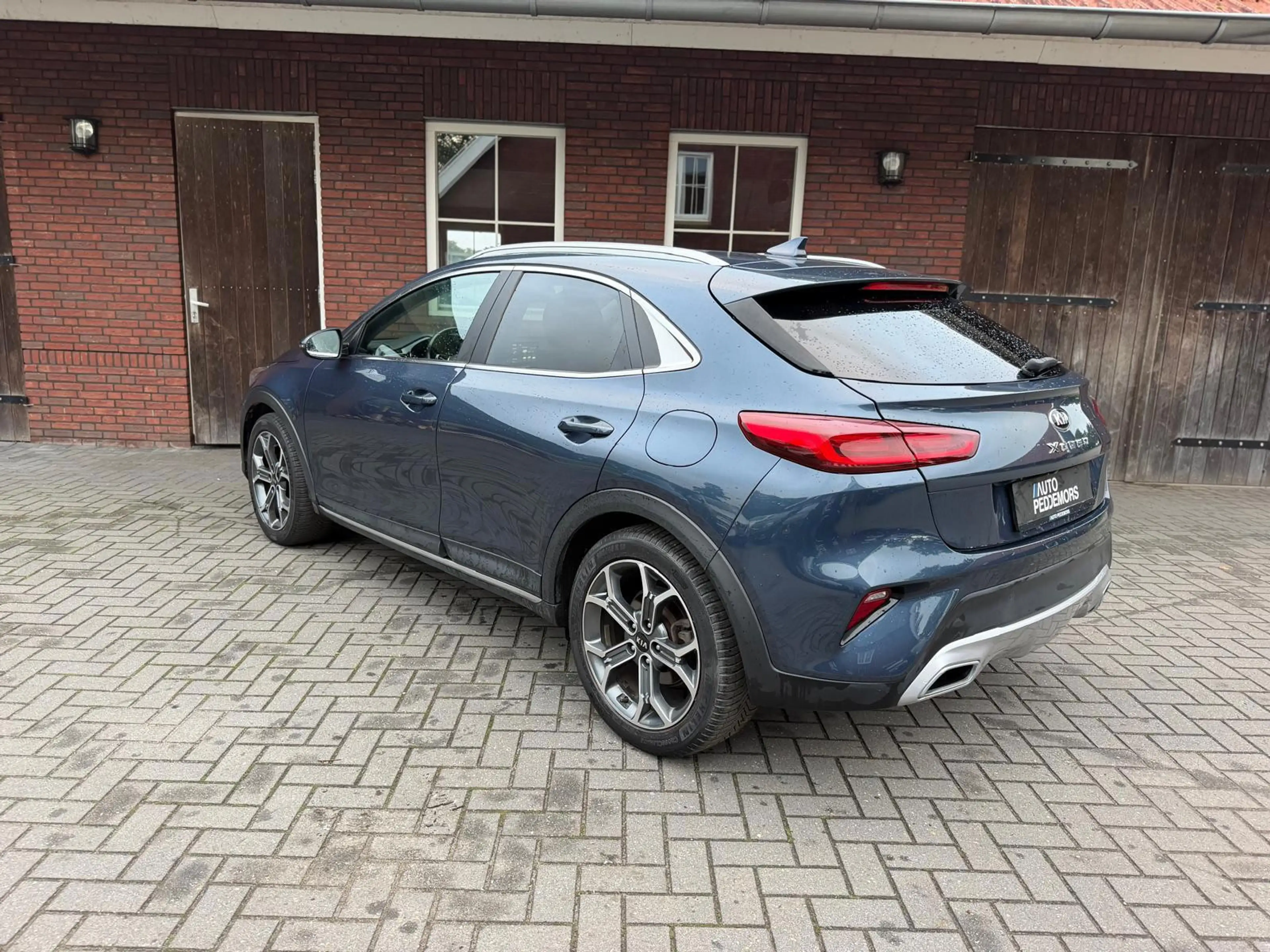 Kia XCeed 1.0 T-GDi DynamicLine | Camera| Climate| Carplay — photo 6