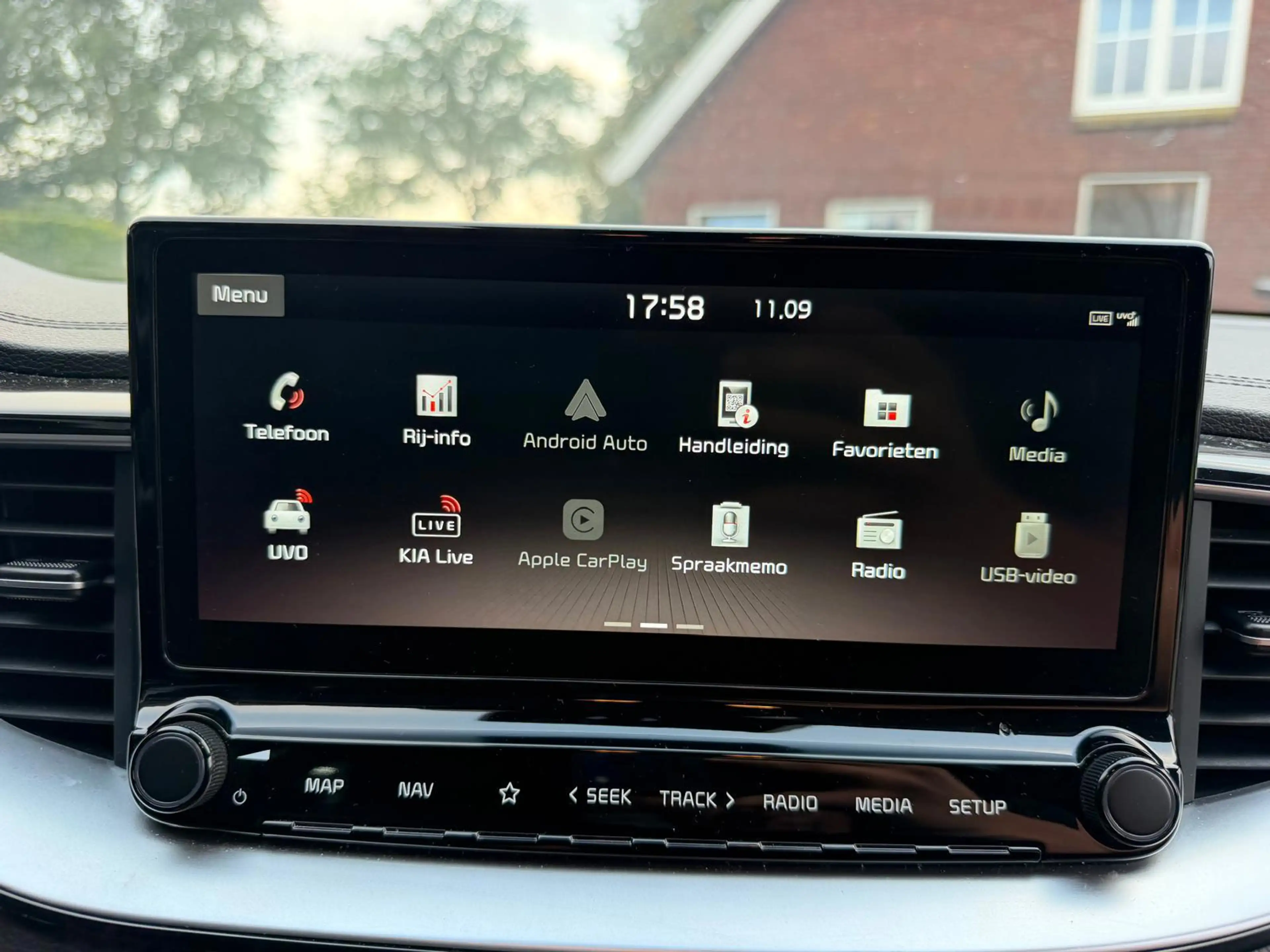 Kia XCeed 1.0 T-GDi DynamicLine | Camera| Climate| Carplay — photo 18