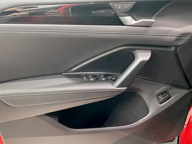 Volkswagen Tiguan view 9