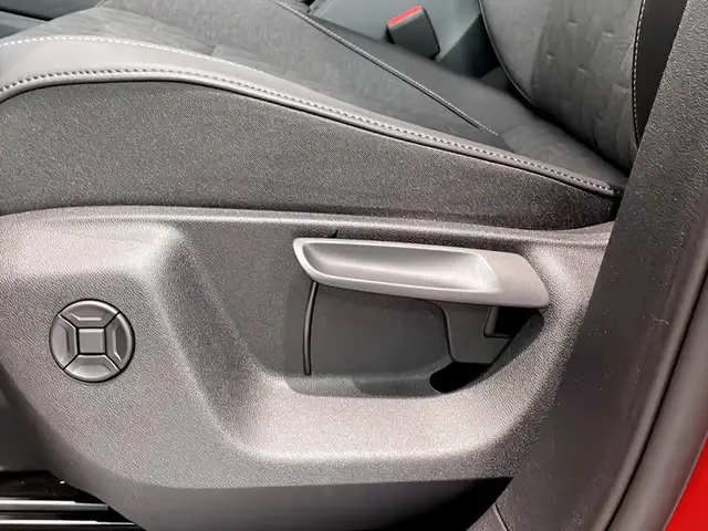 Volkswagen Tiguan view 10