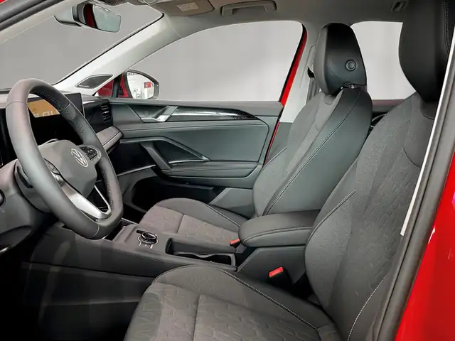 Volkswagen Tiguan view 8