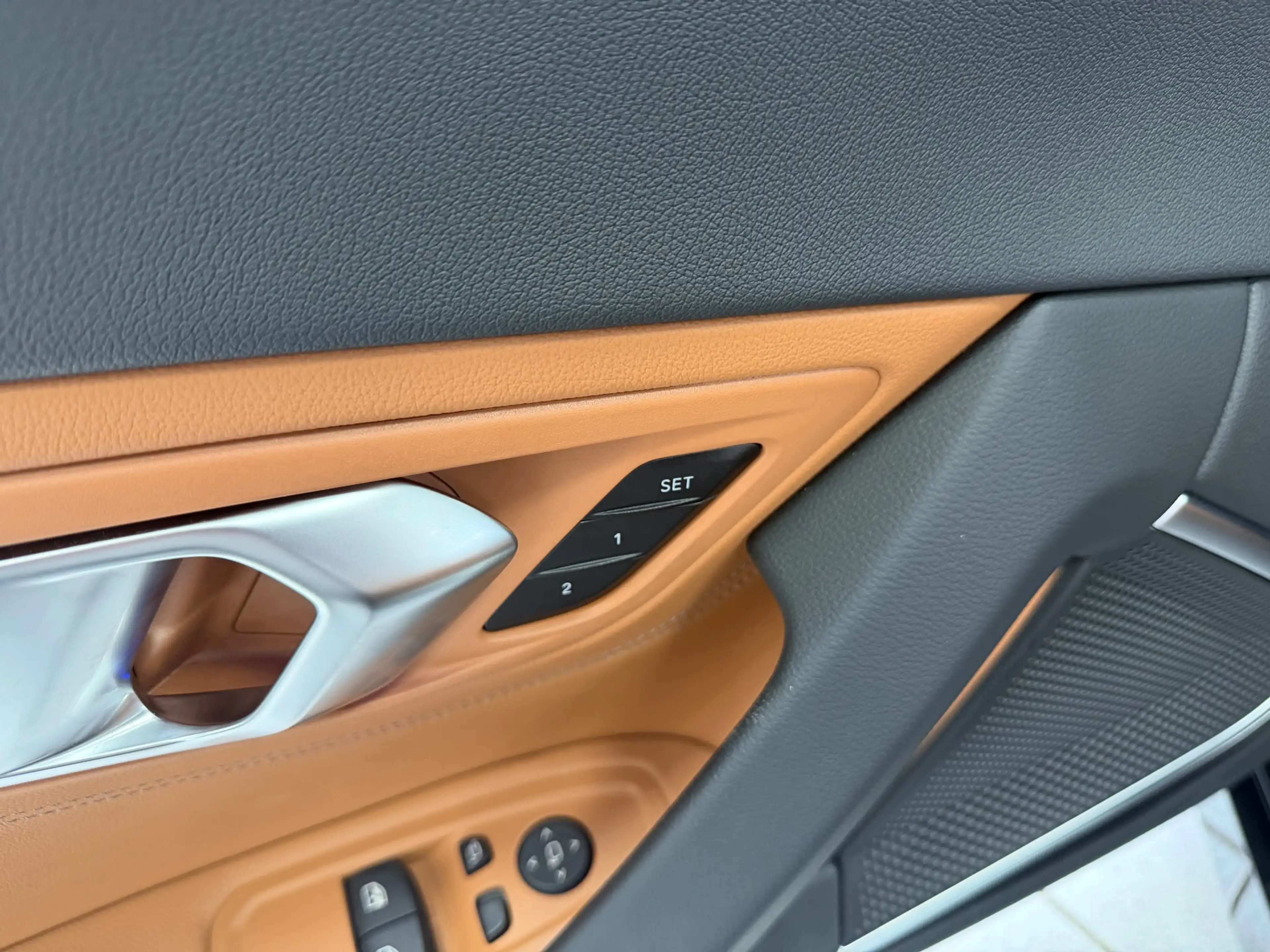 BMW Z4 M i*SHADOW*LED*HUD*ACC*MEMORY*KEYLESS*KAM* — photo 9
