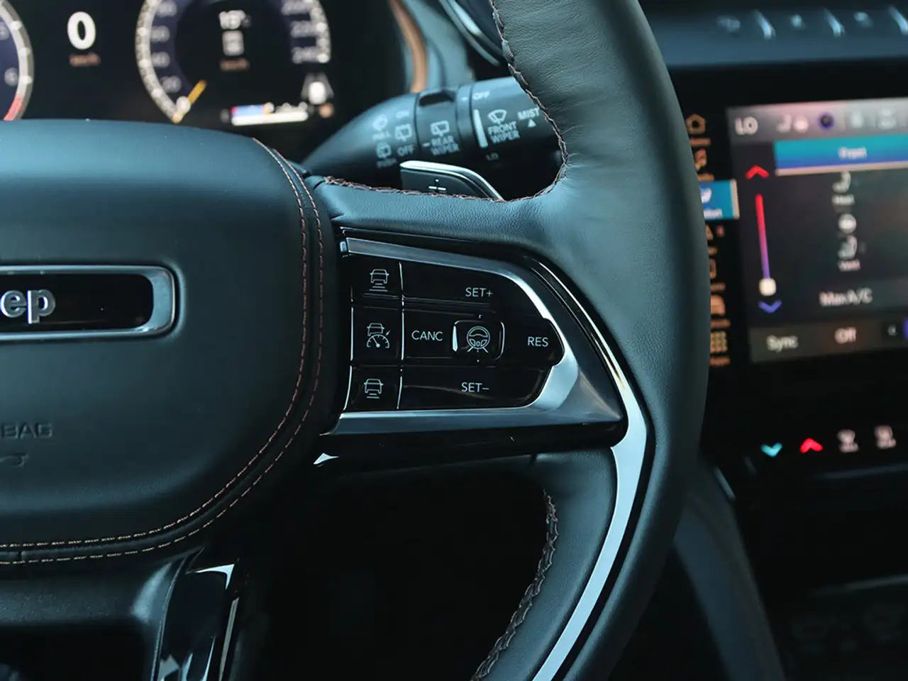Jeep Grand Cherokee снимка Jeep Grand Cherokee