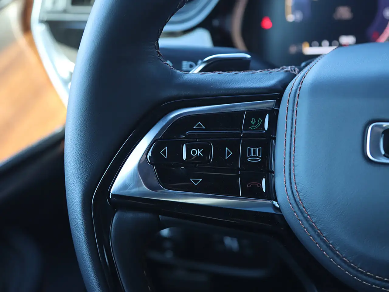 Jeep Grand Cherokee снимка Jeep Grand Cherokee