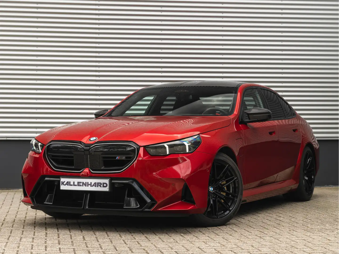 BMW M5 5-serie - Carbon Brakes - Bowers & Wilkins - Ultim Rosso - 1