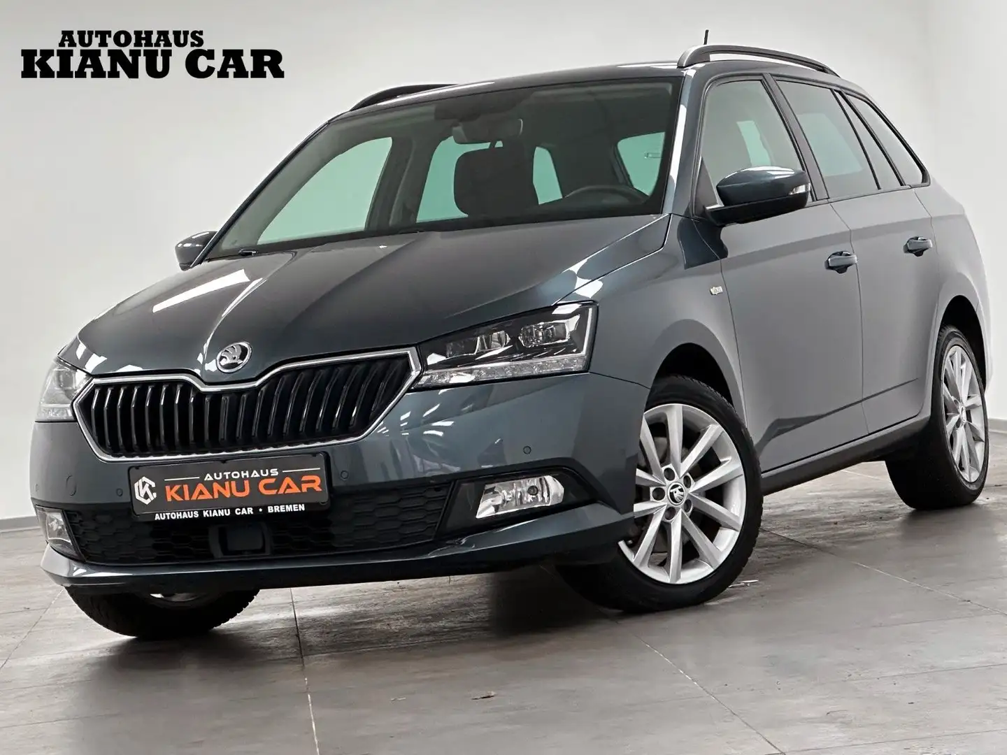 Skoda Fabia Soleil.NAVI.PDC.SHZ.AUTOMATIK.XENON Grau - 1