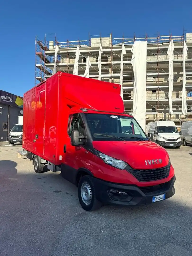 Iveco Daily 35S14 2.3hpi 140cv FURGONATO + SPONDA Anno 2021 Rosso - 1