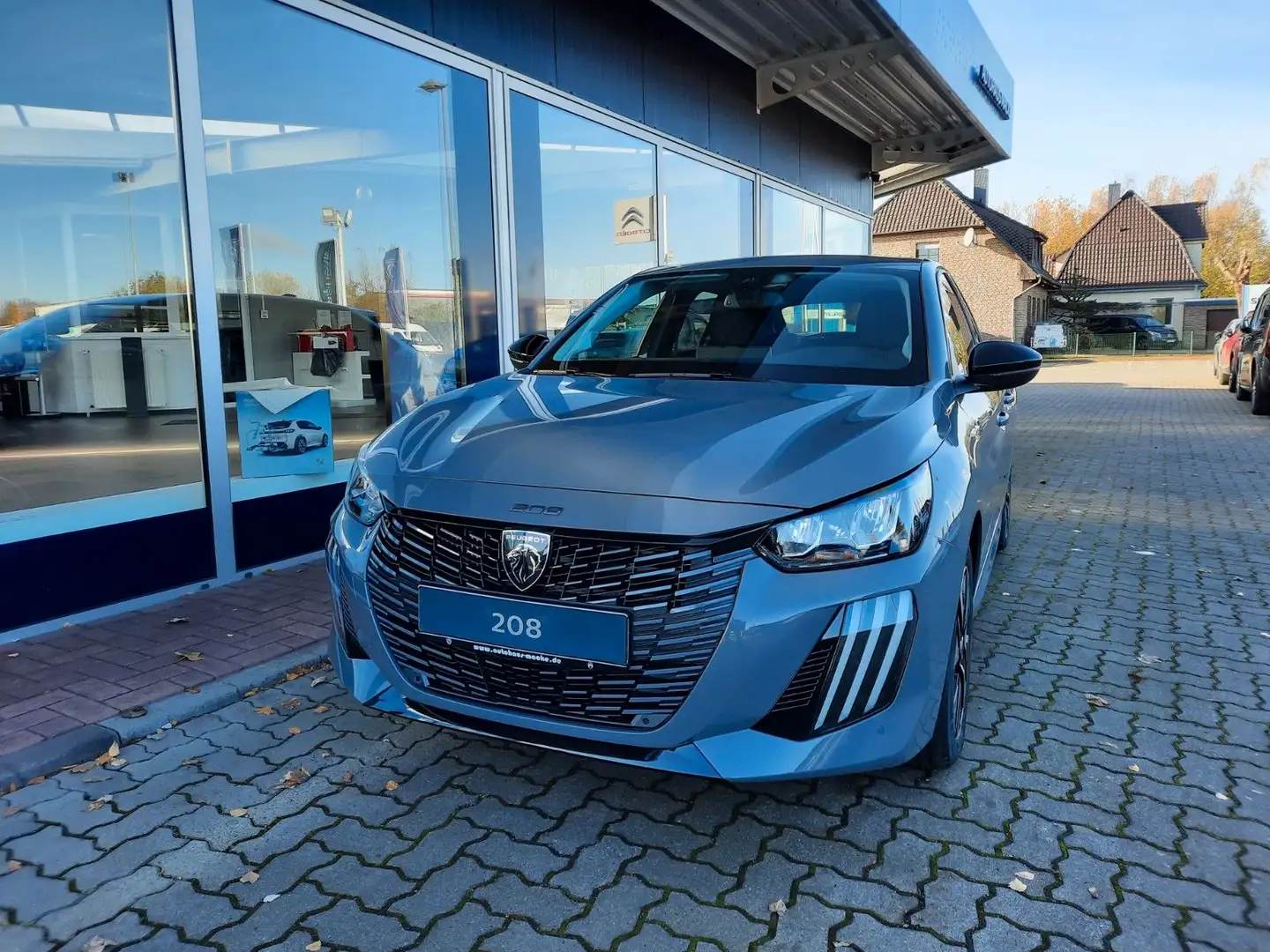 Peugeot 208 Allure  AKLIMA NAVI SH RKAMERA ALUS Grau - 2
